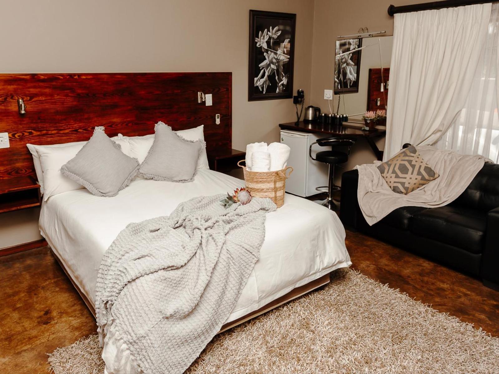 Deluxe Queen Room - Photo 3