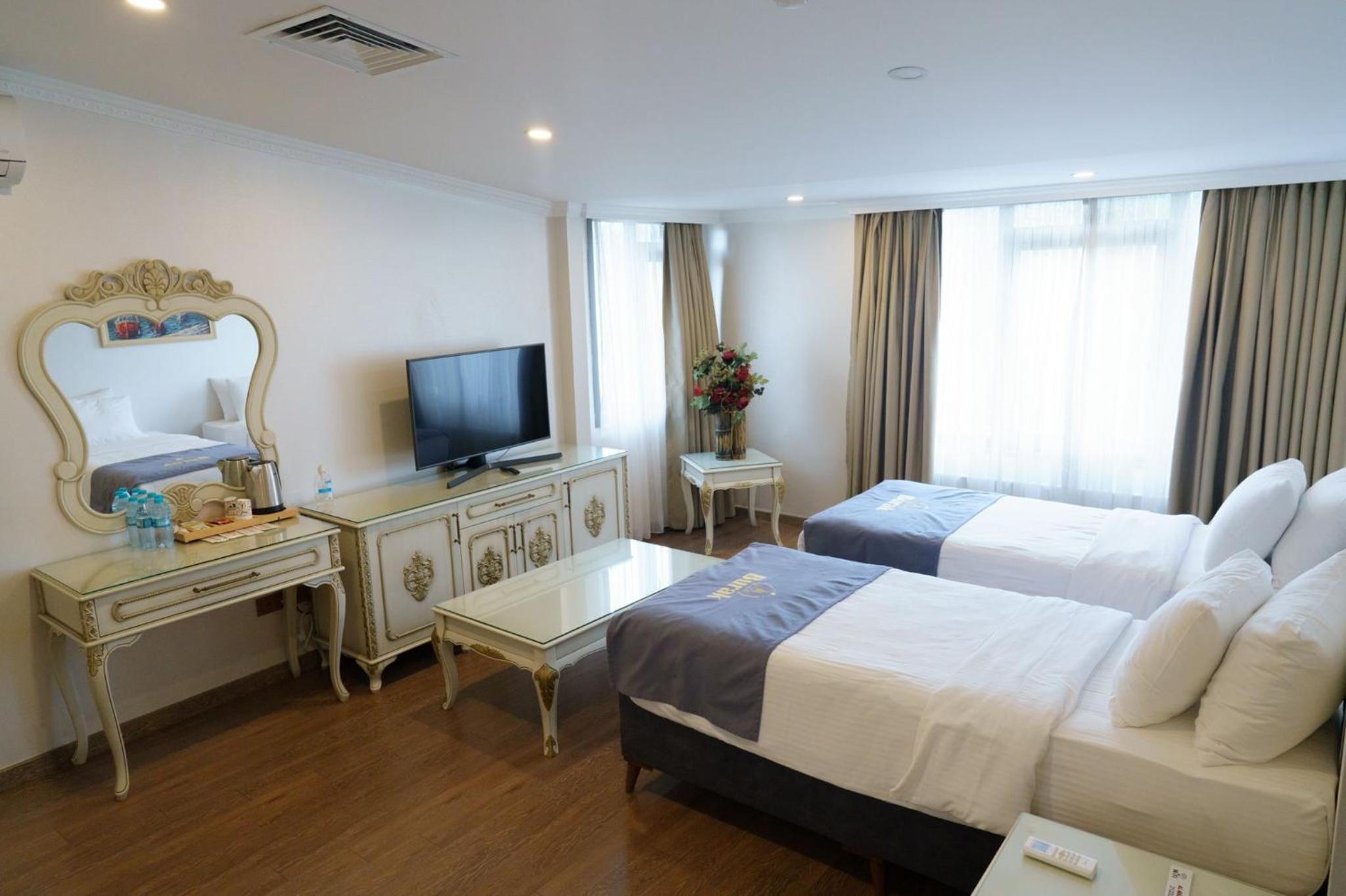 King Suite photo 3