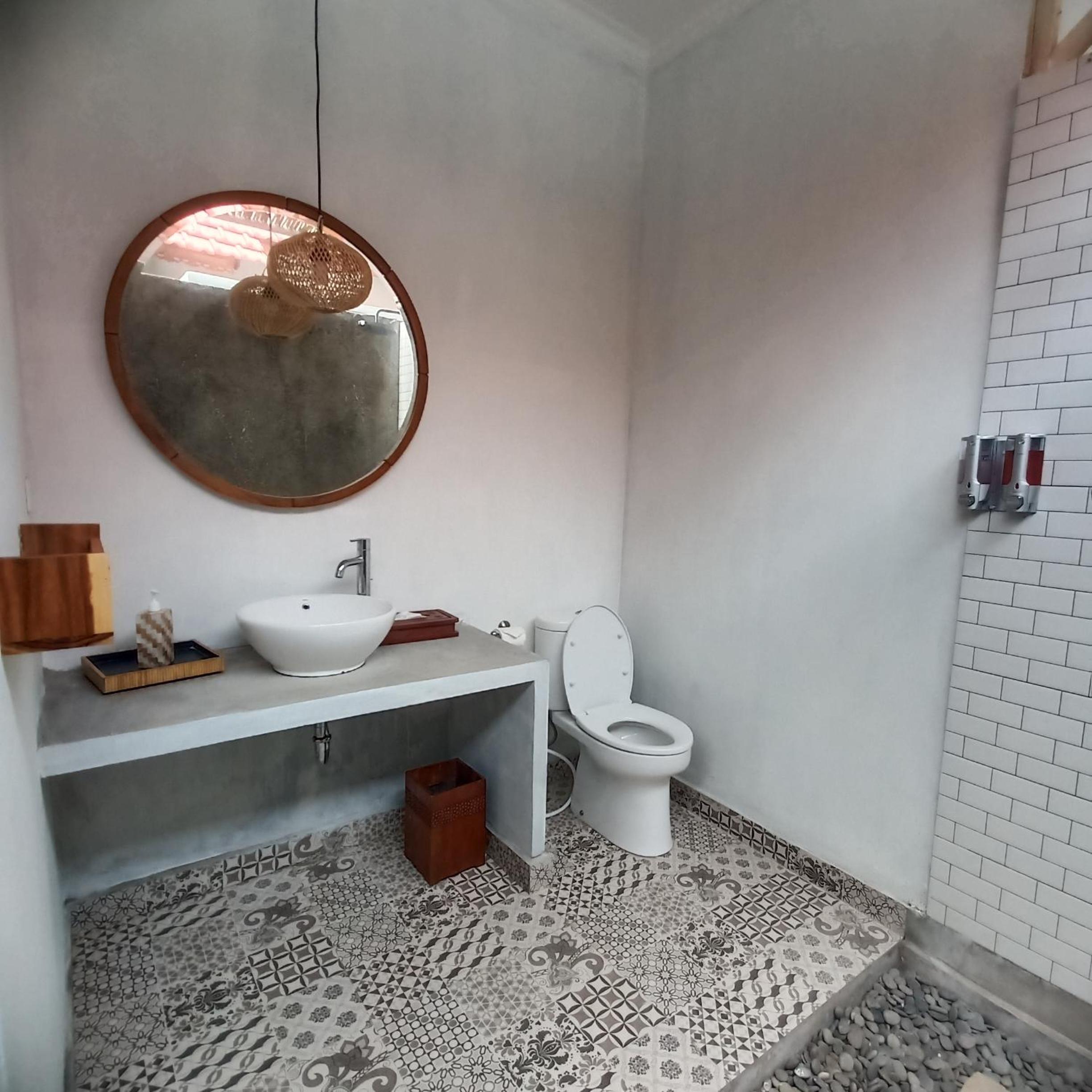 Double or Twin Room - Photo 3