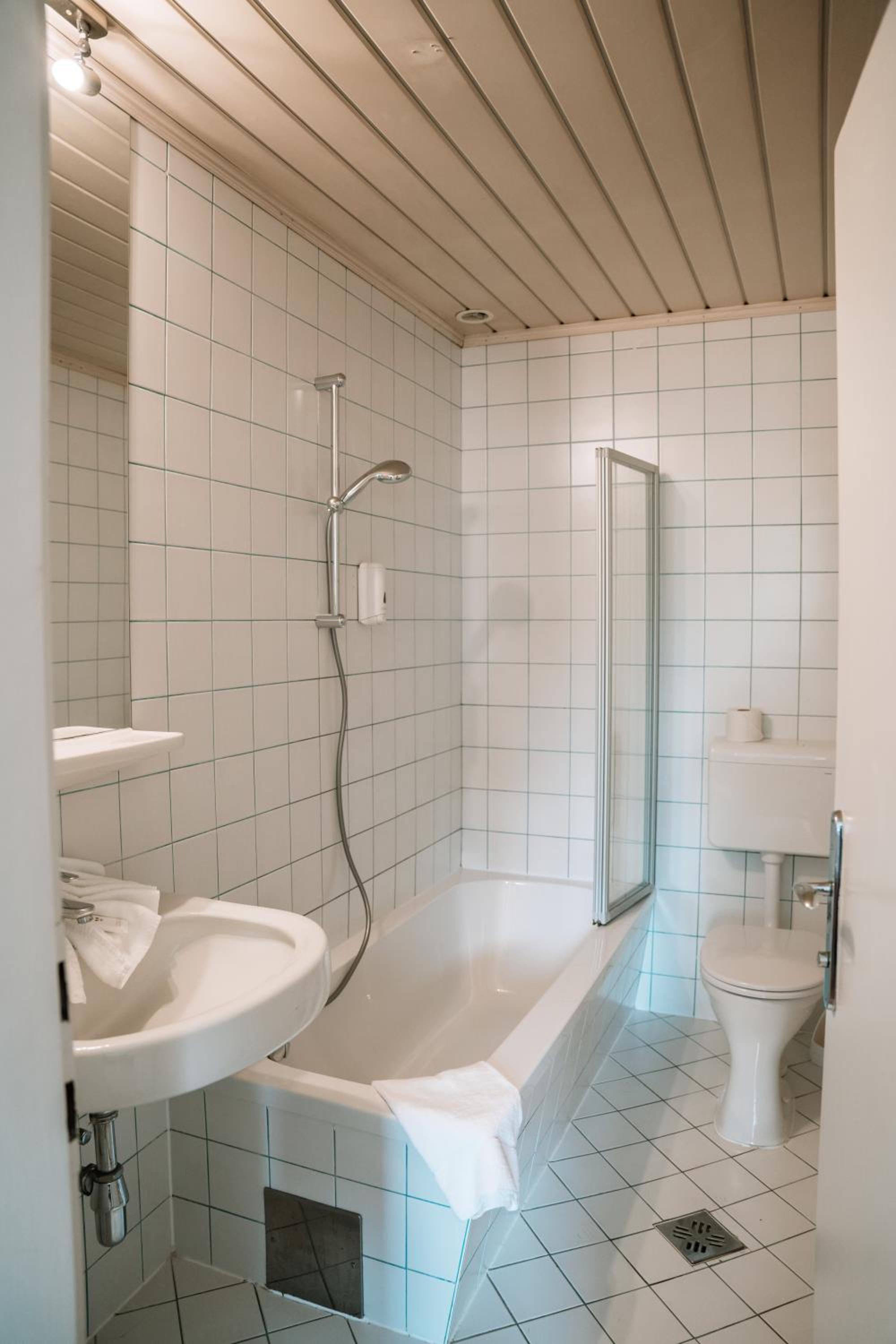 Double Room - Photo 3