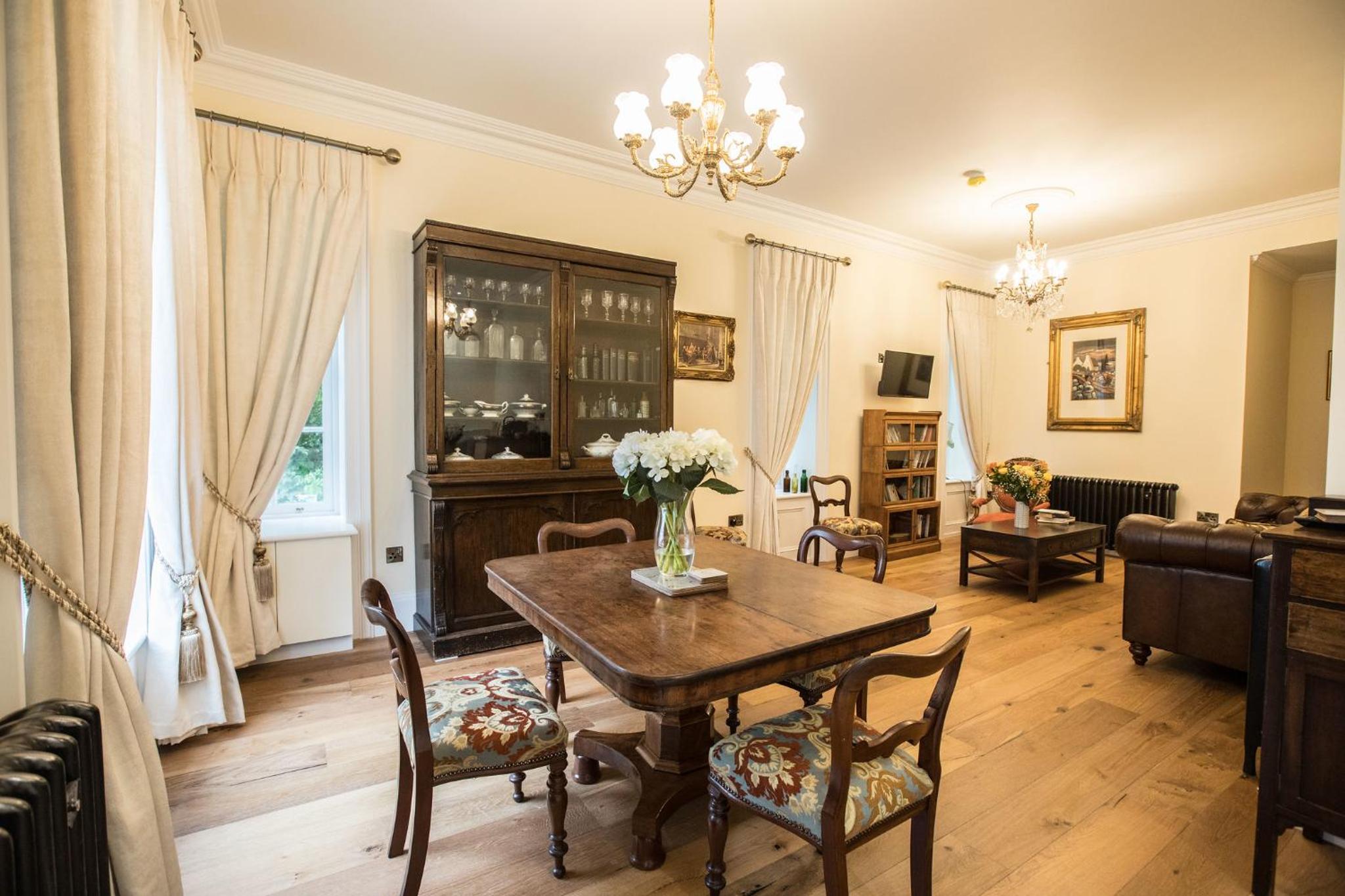 Two Bedroom Luxury Apartment – King & Twin photo 3