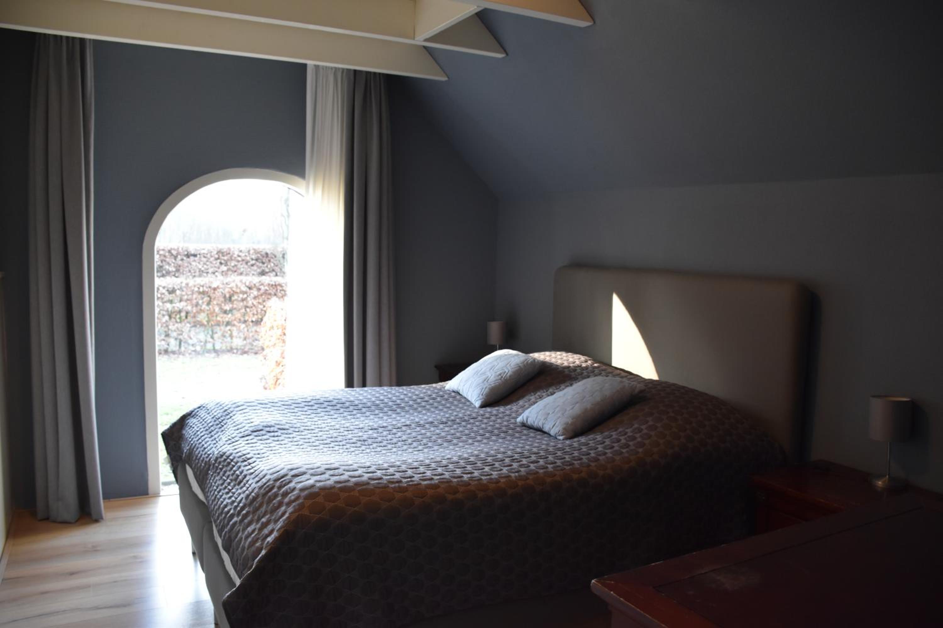 Apartment - Ground Floor photo 2