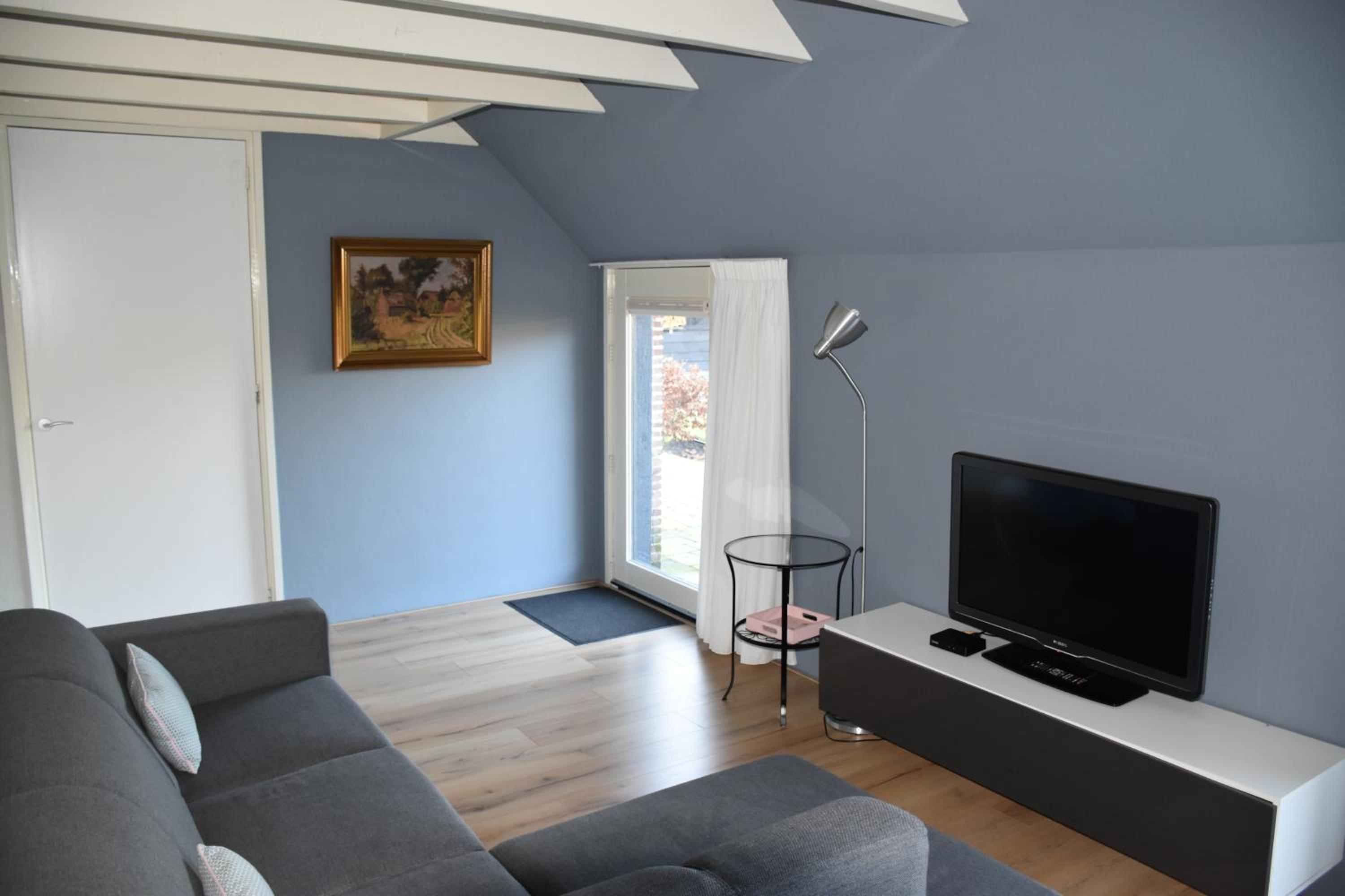 Apartment - Ground Floor photo 3