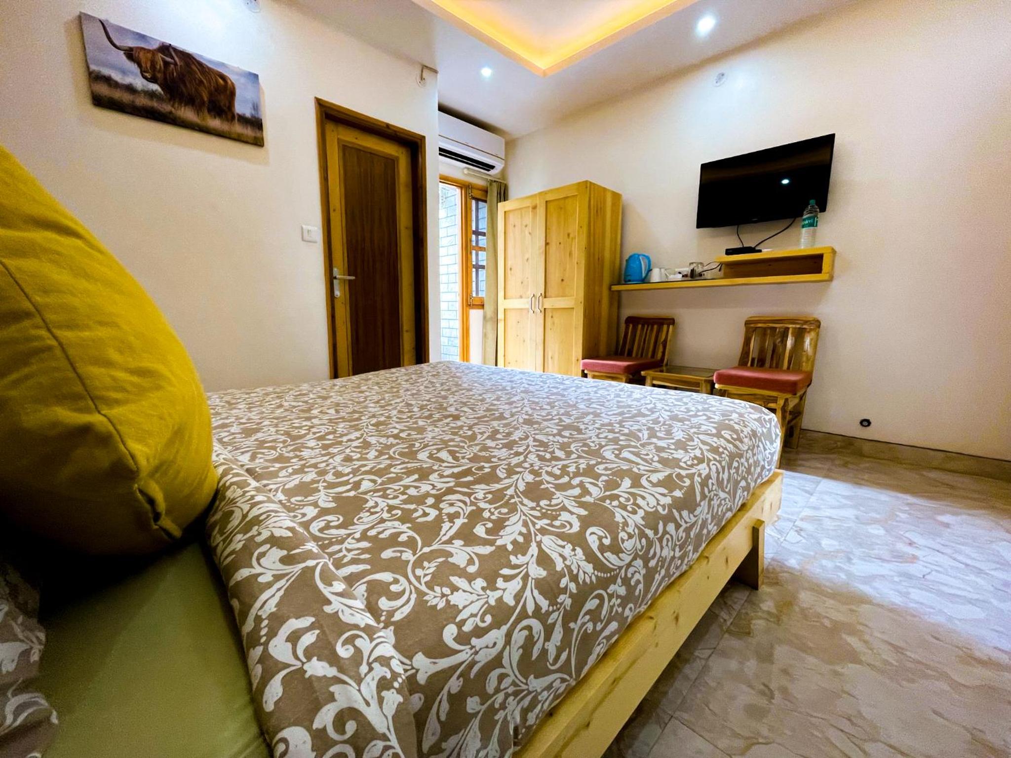 Deluxe Double Room - Photo 10