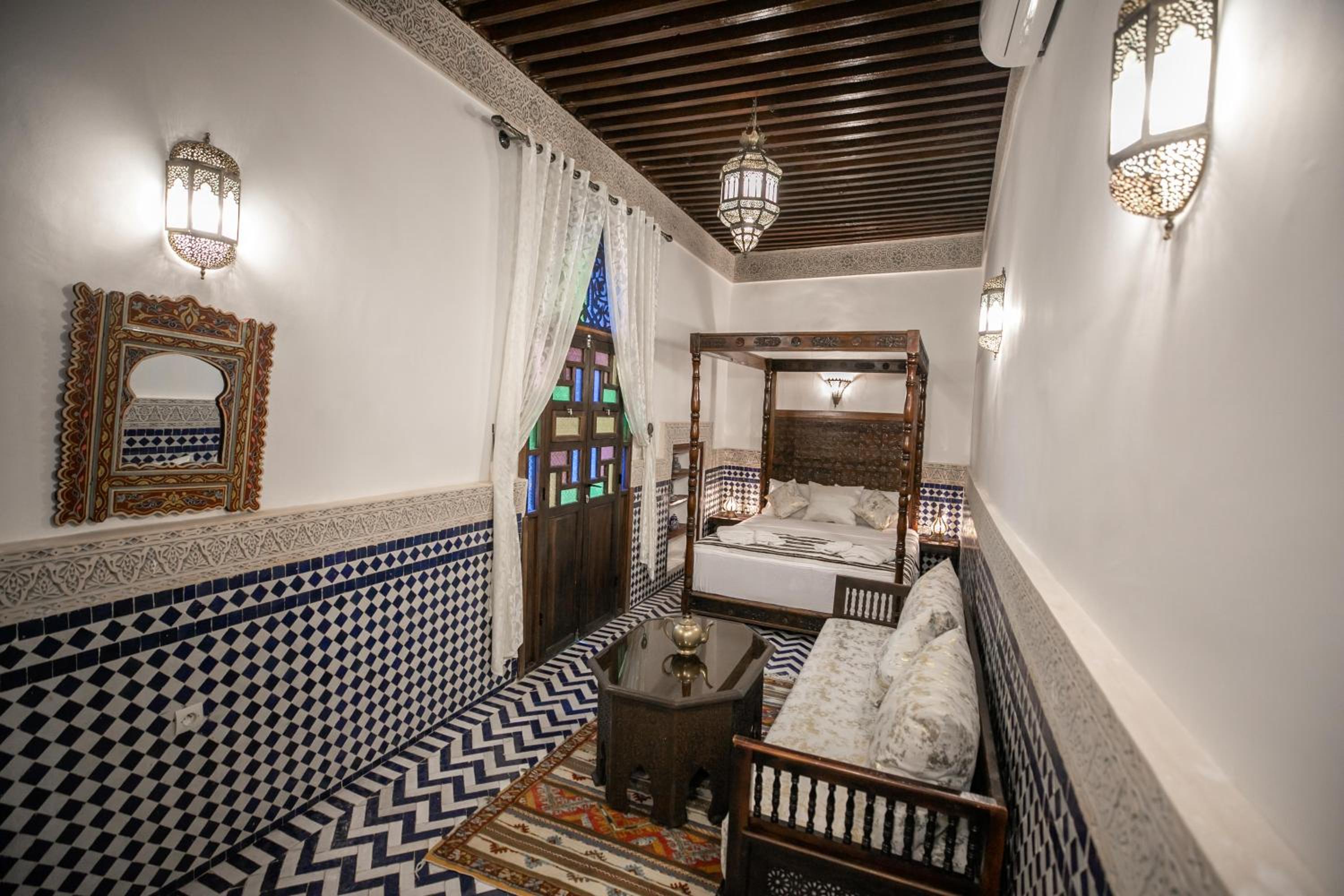 Deluxe Double Room with Bath photo 1
