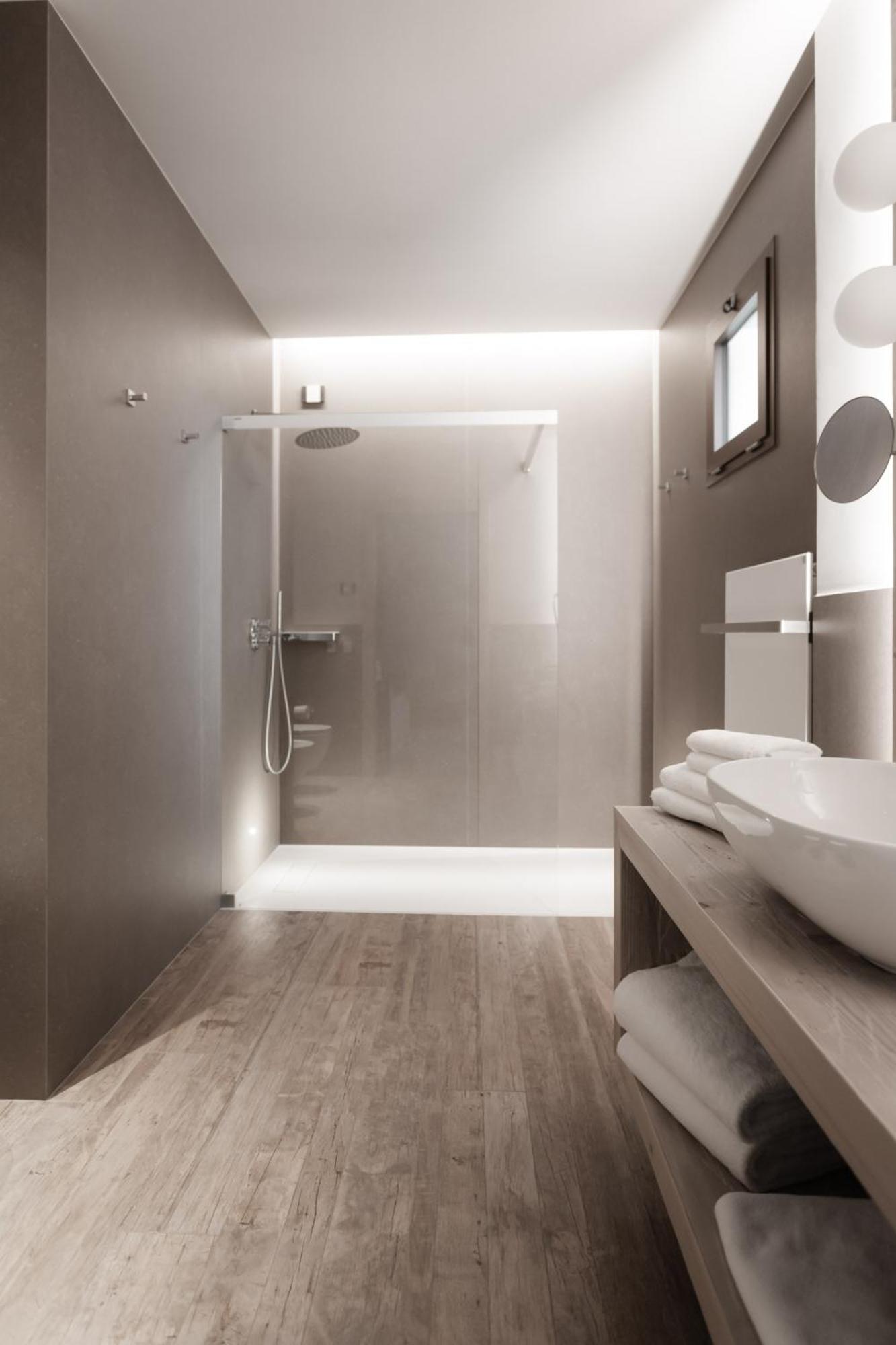 Deluxe Family Suite photo 3