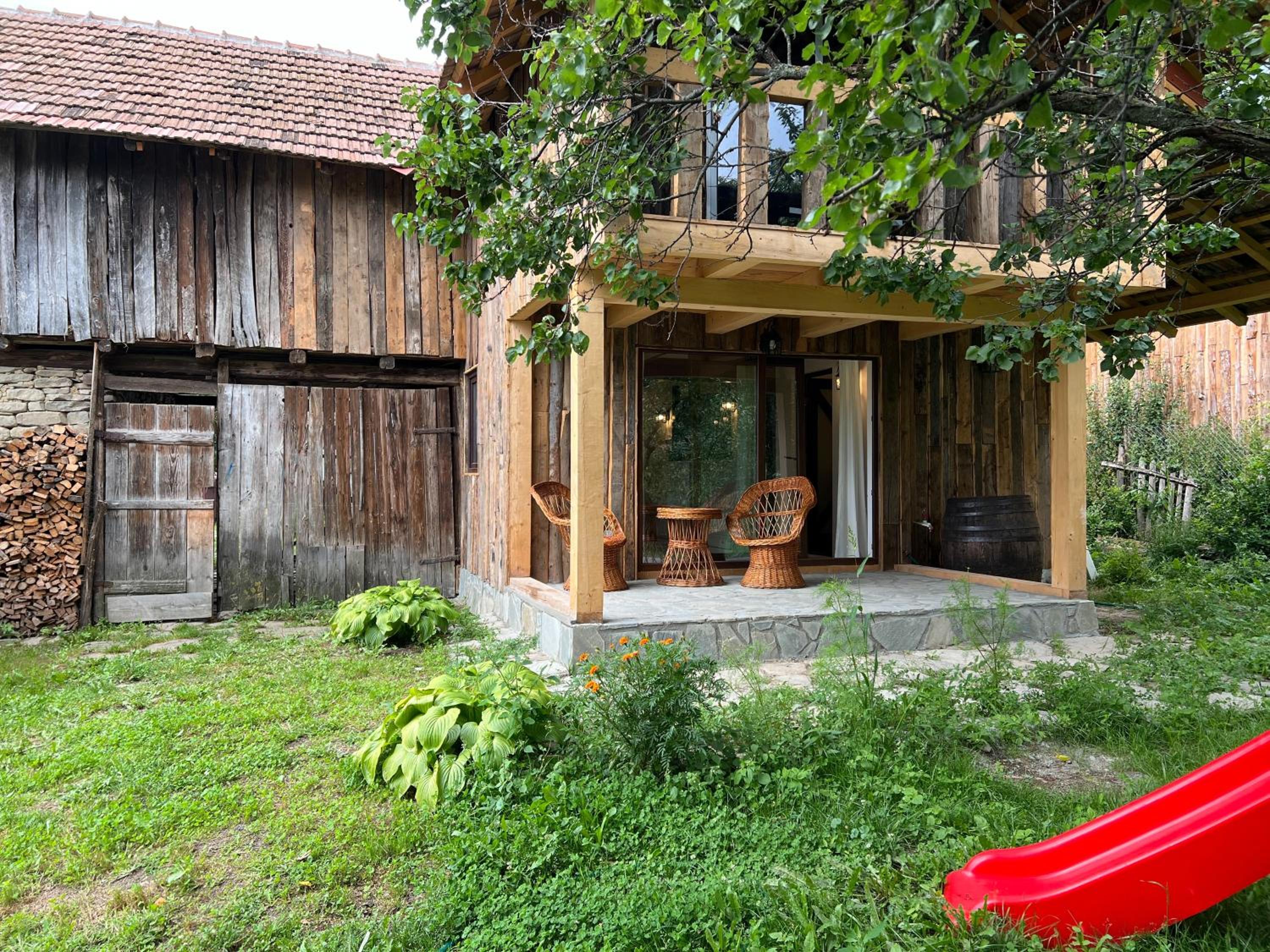 Two-Bedroom House - Photo 111