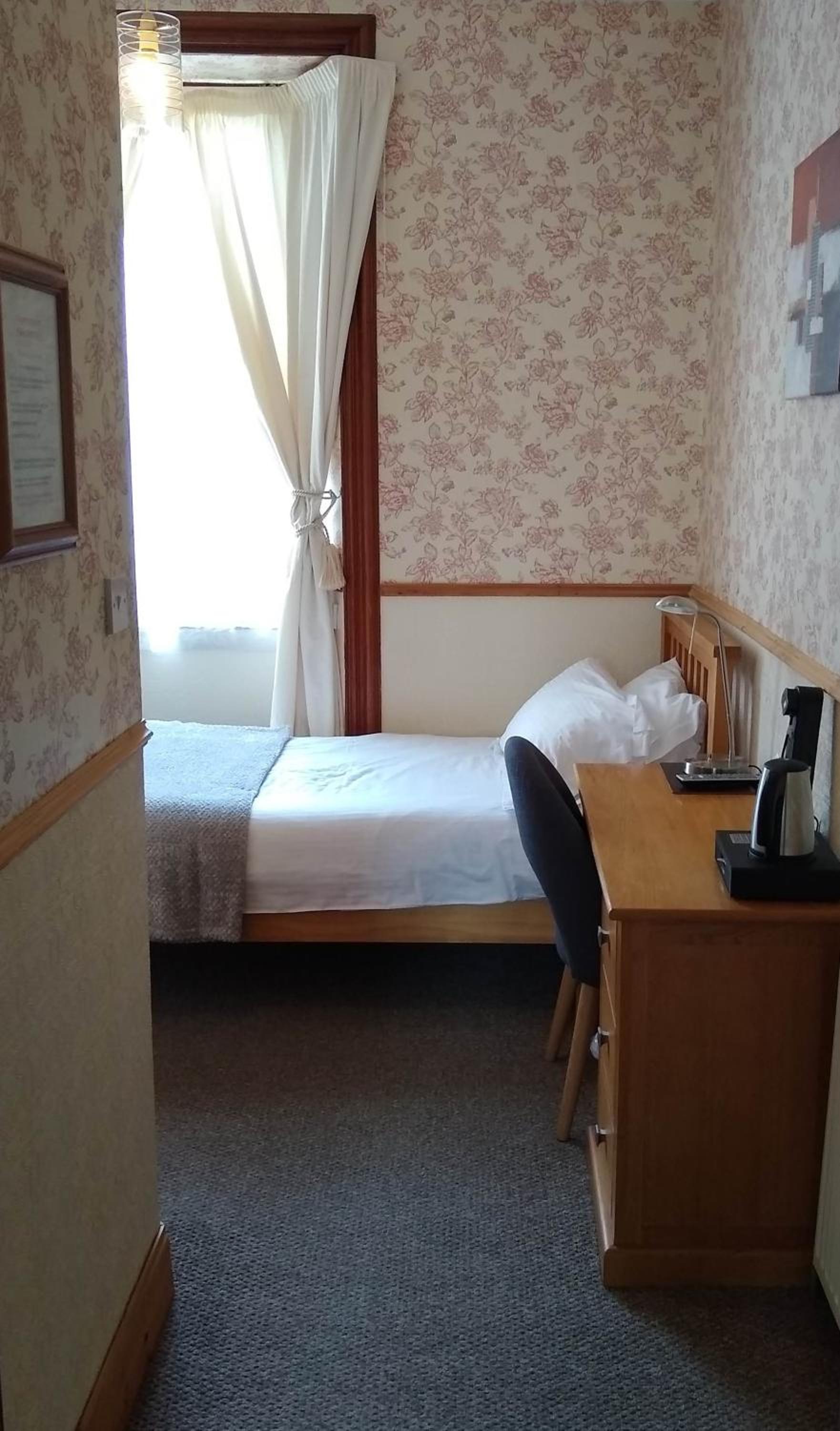 Single Room with Private Bathroom