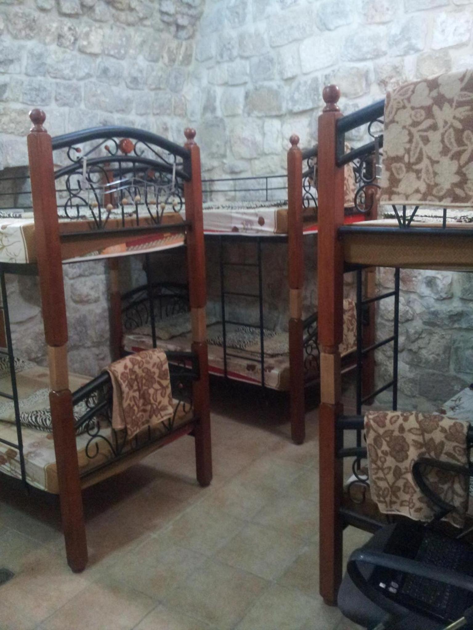 Bunk Bed in 10-Bed Mixed Dormitory Room photo 1