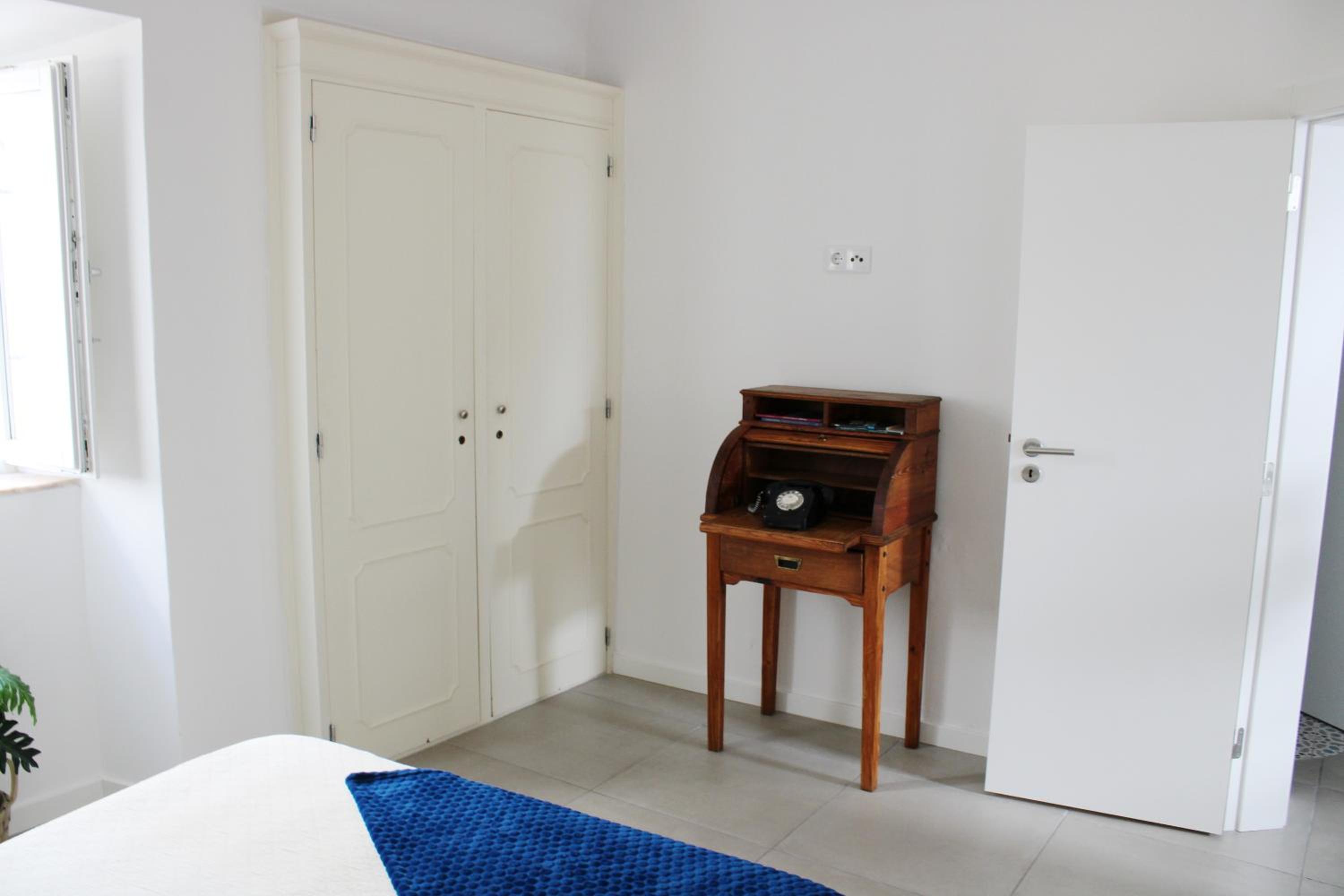 Two-Bedroom House - Photo 1