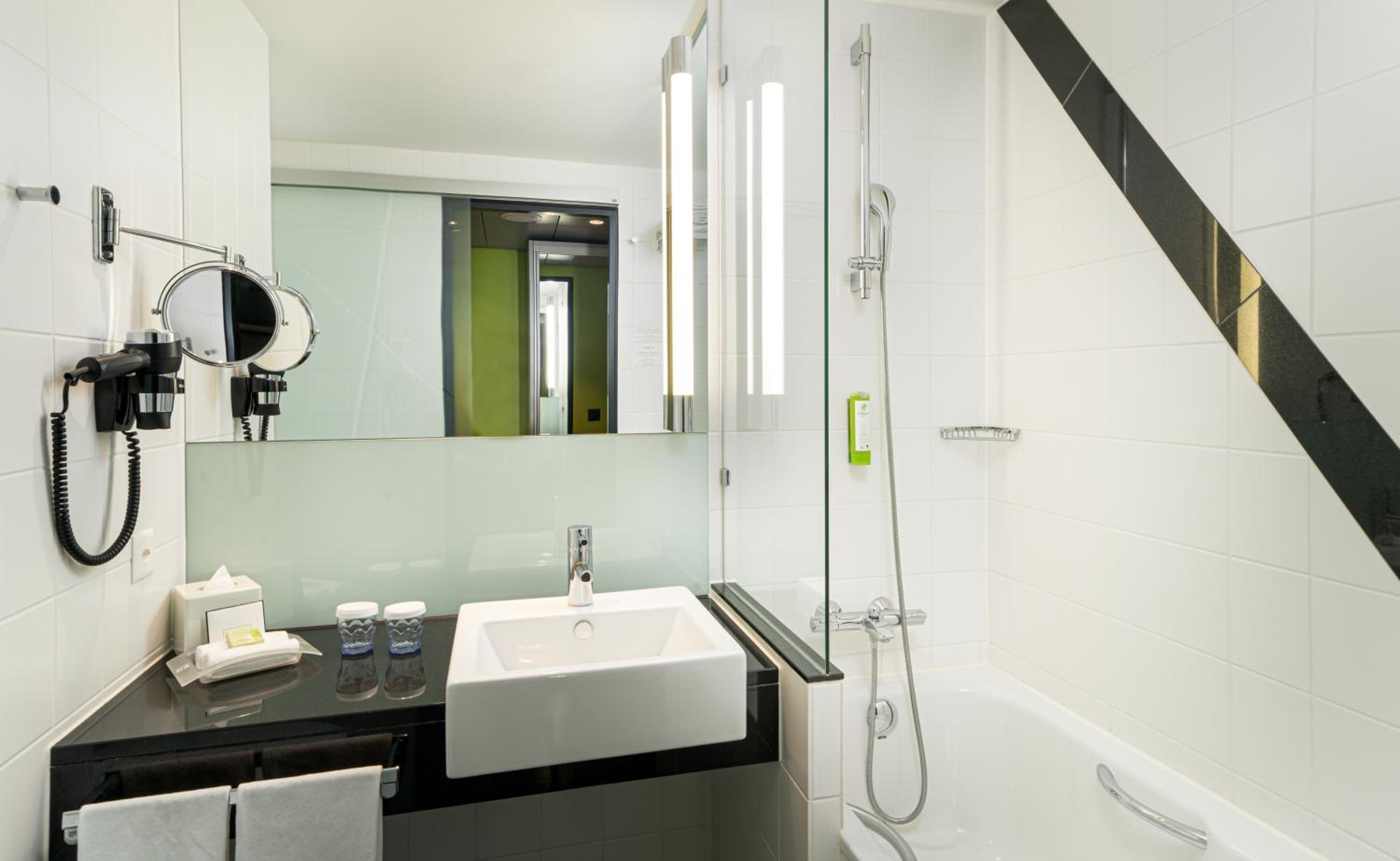 Standard Room - Photo 2