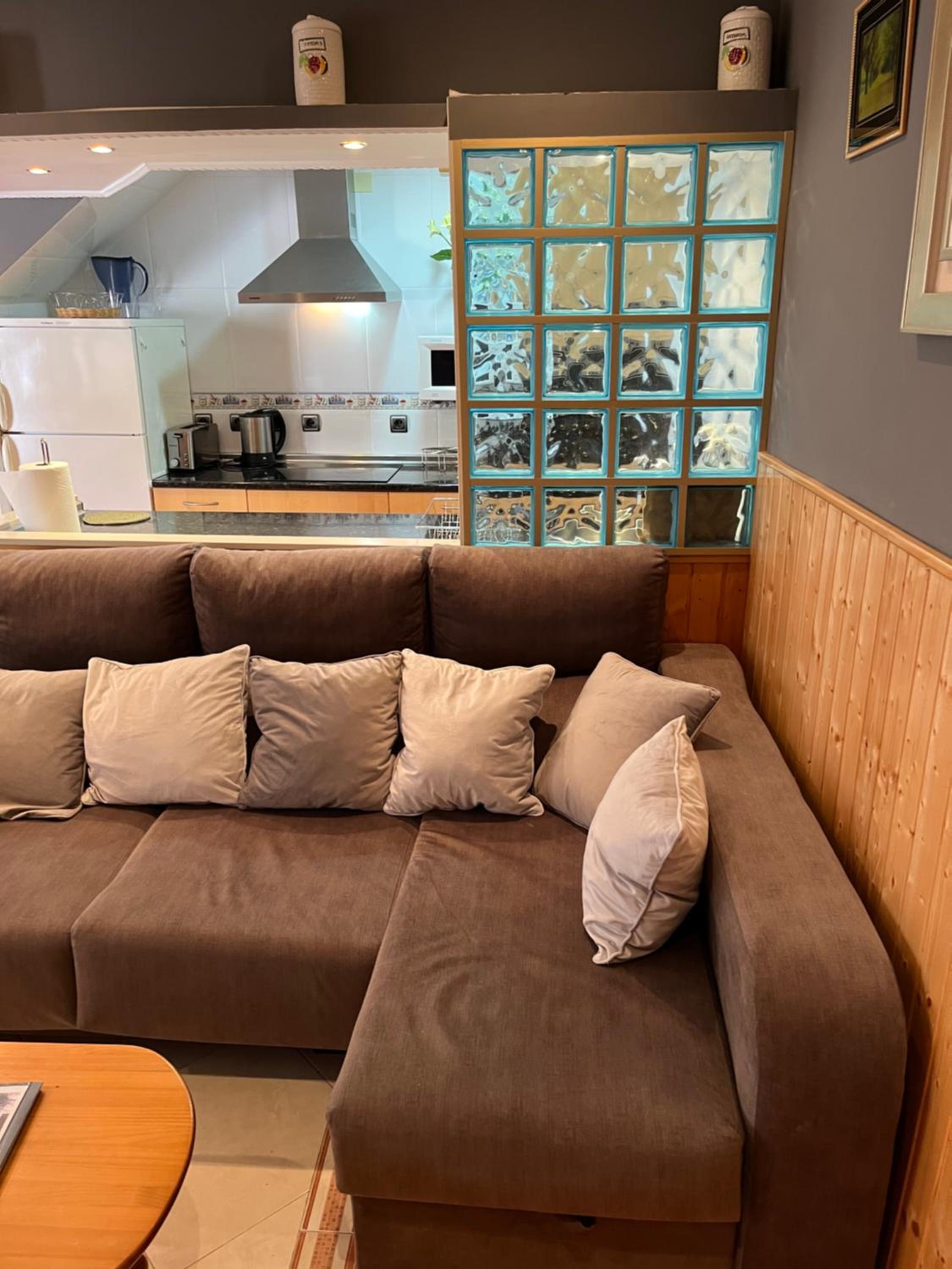 Casa de cuatro habitaciones