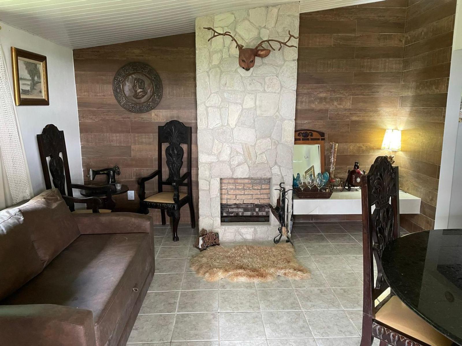 One-Bedroom House photo 1