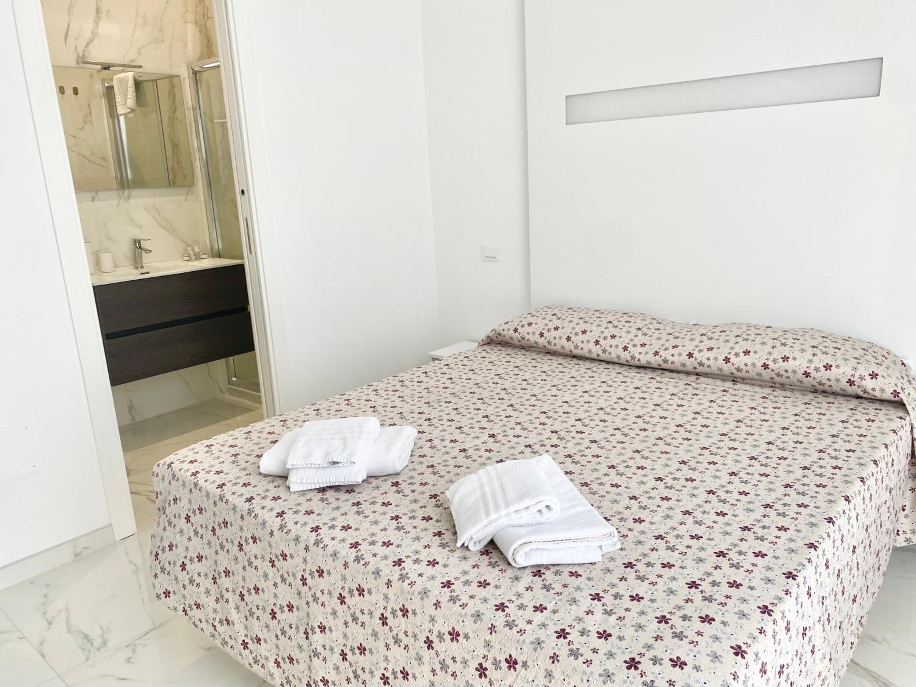 Double Room with Balcony and Sea View photo 1