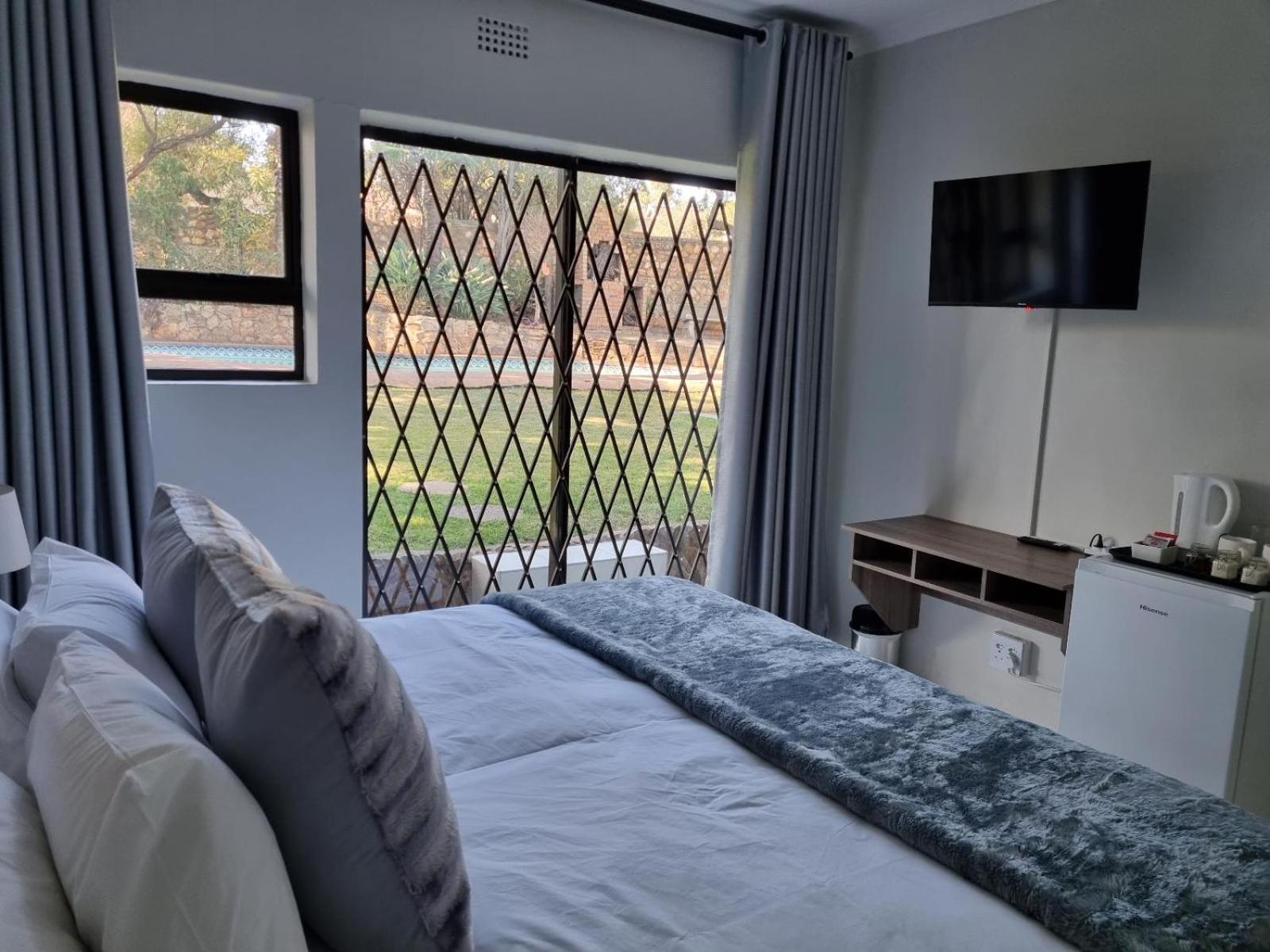 Deluxe Family Room photo 1