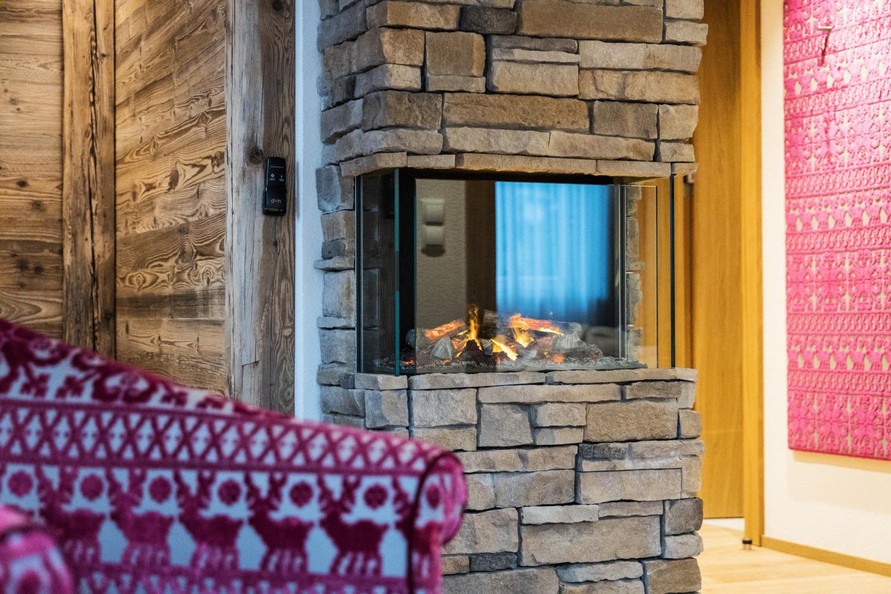 Suite with Mountain View photo 3
