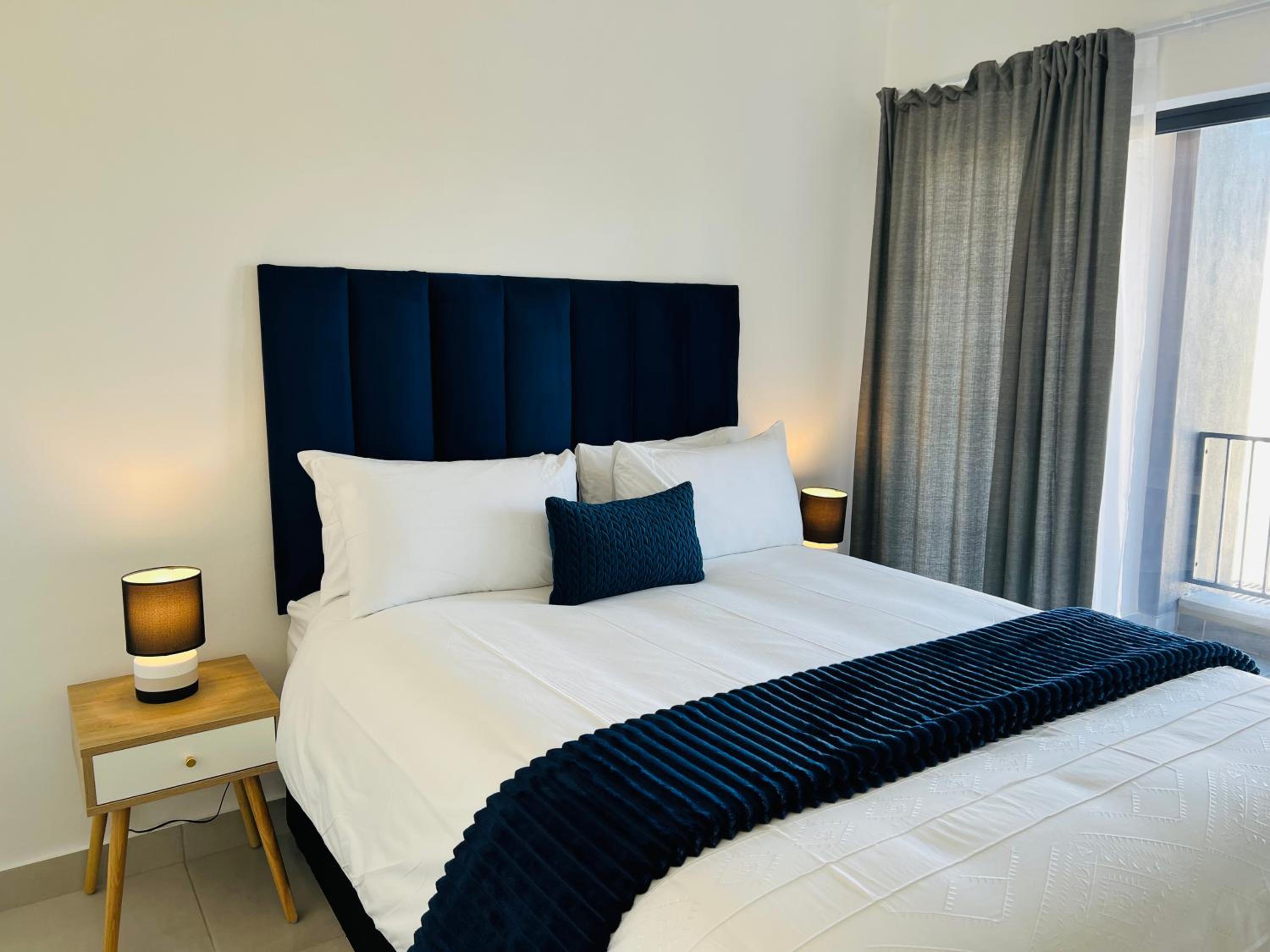 One-Bedroom Apartment - Photo 4