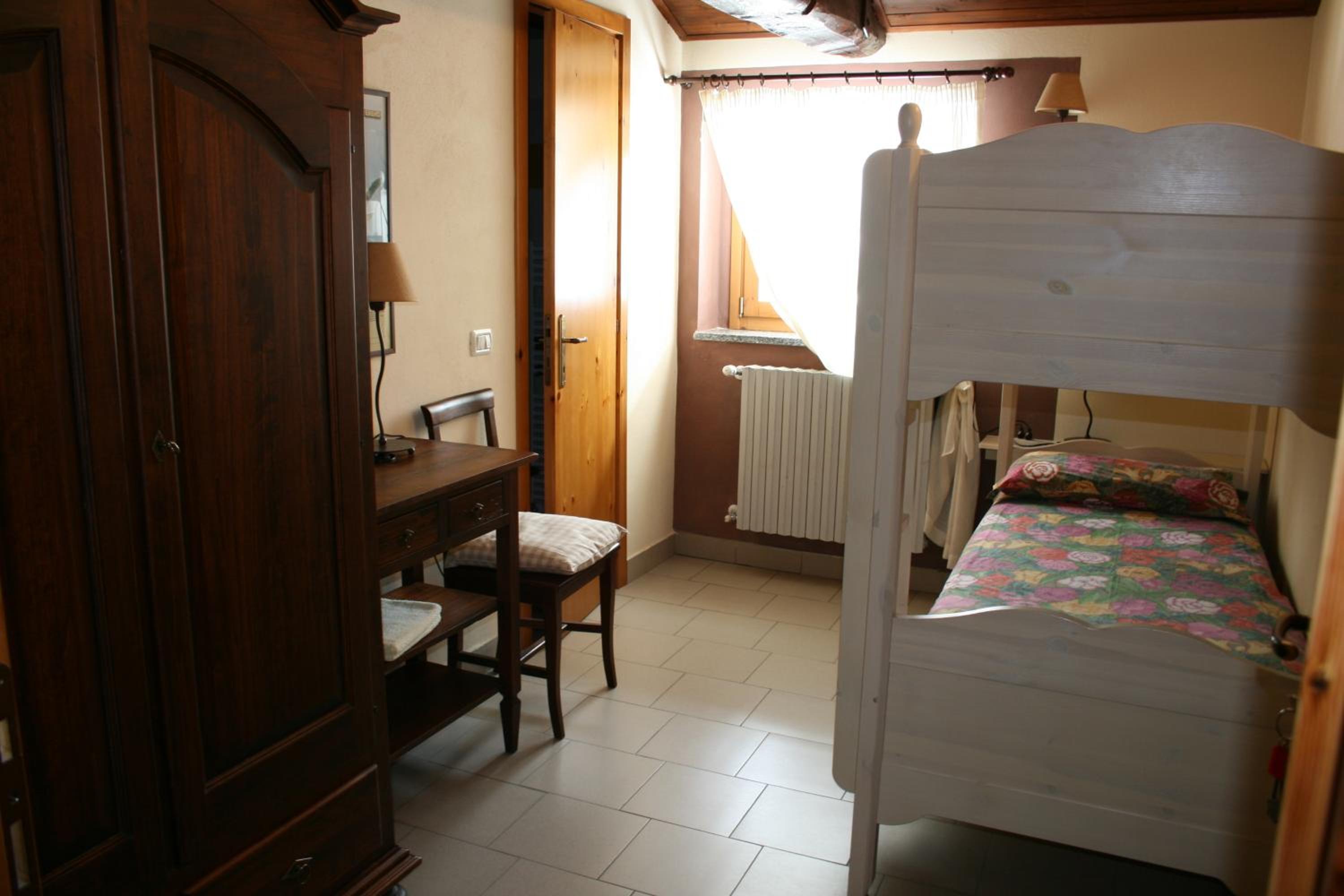 Twin Room With Mountain View