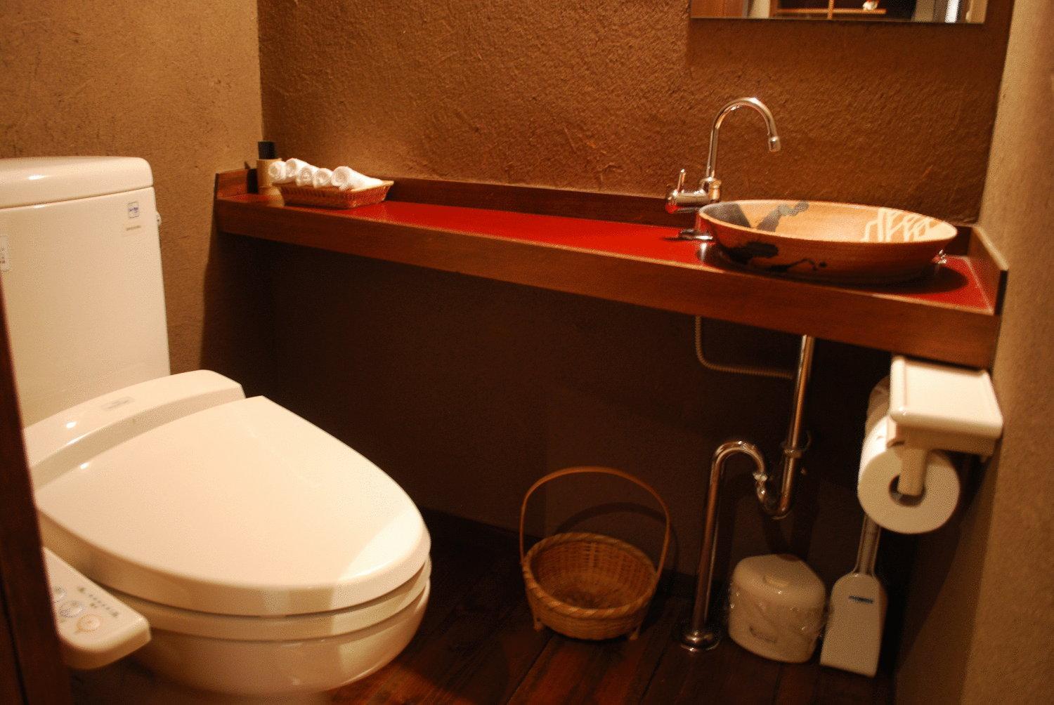 Twin Room with Private Open-Air Bath thumbnail 5