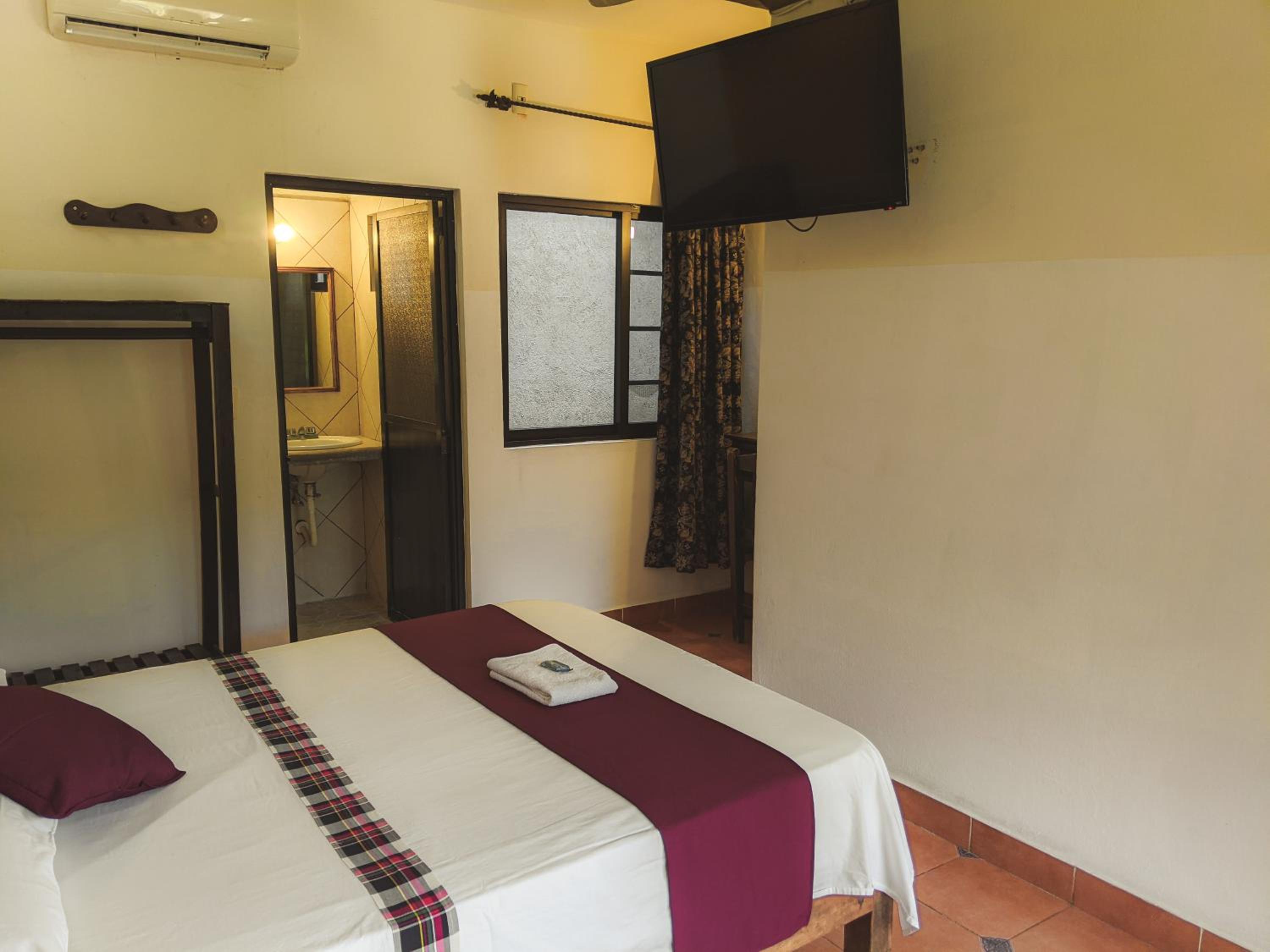 Standard Double Room - Photo 1