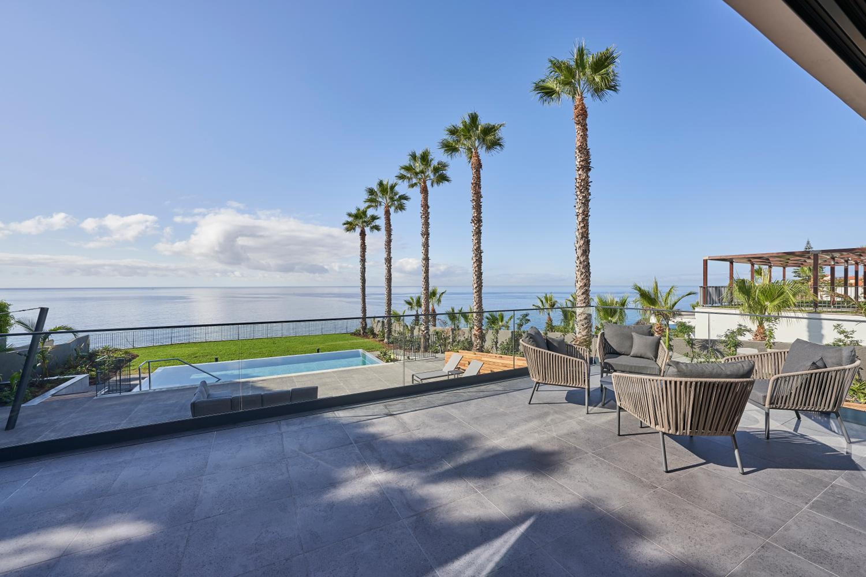 Villa with Private Pool photo 3