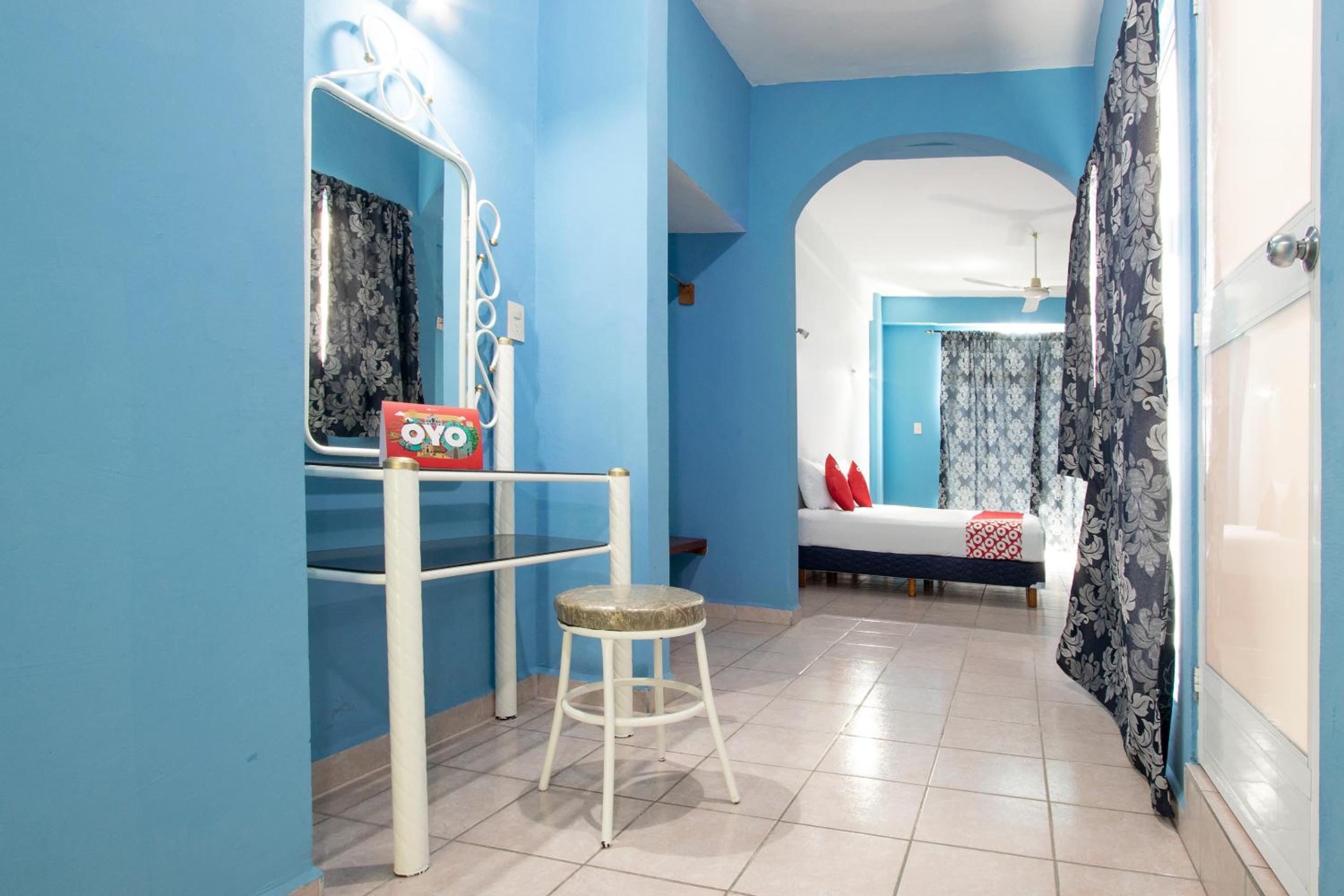 Deluxe Suite - Photo 8