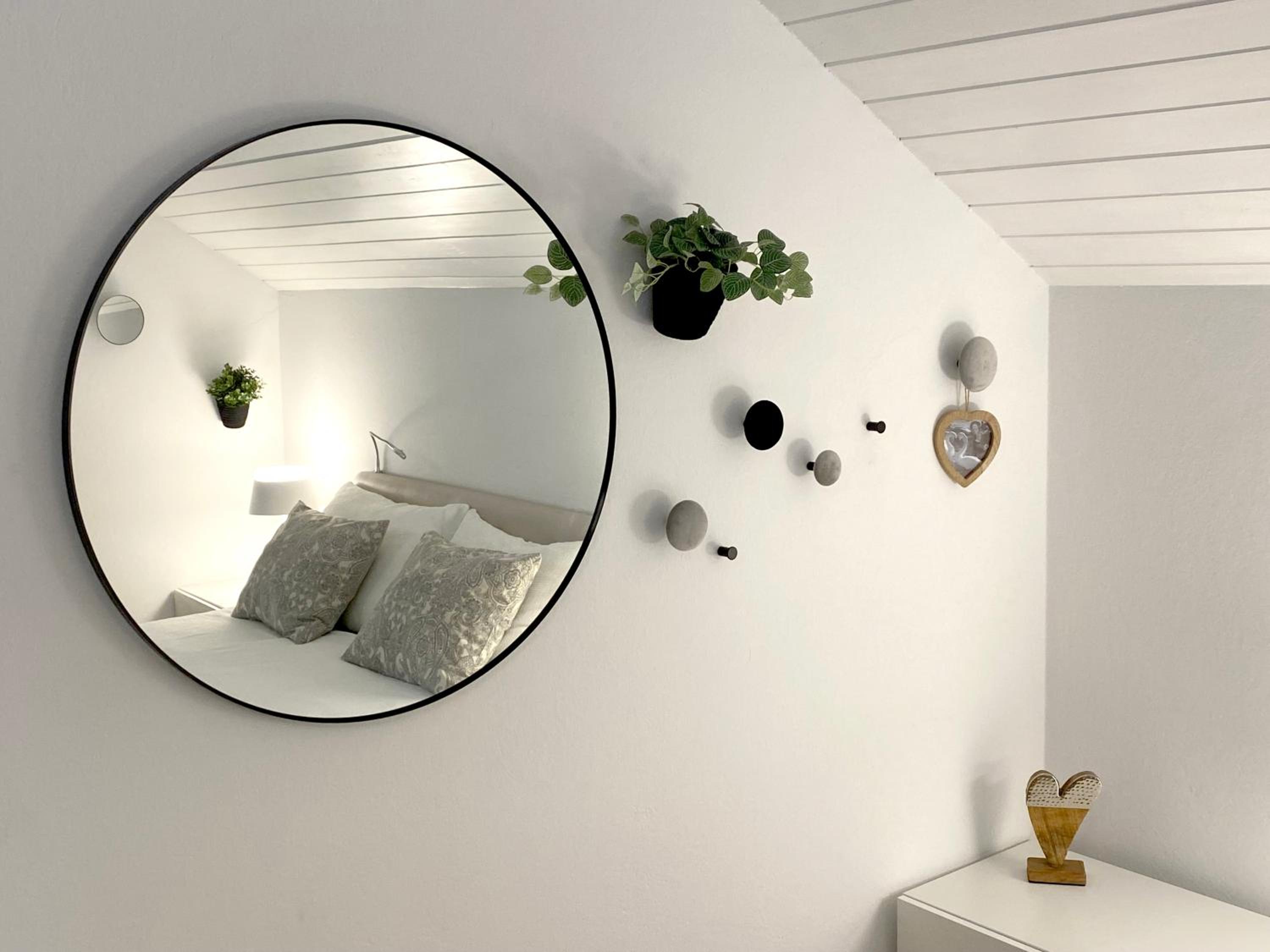 Studio Apartment photo 1