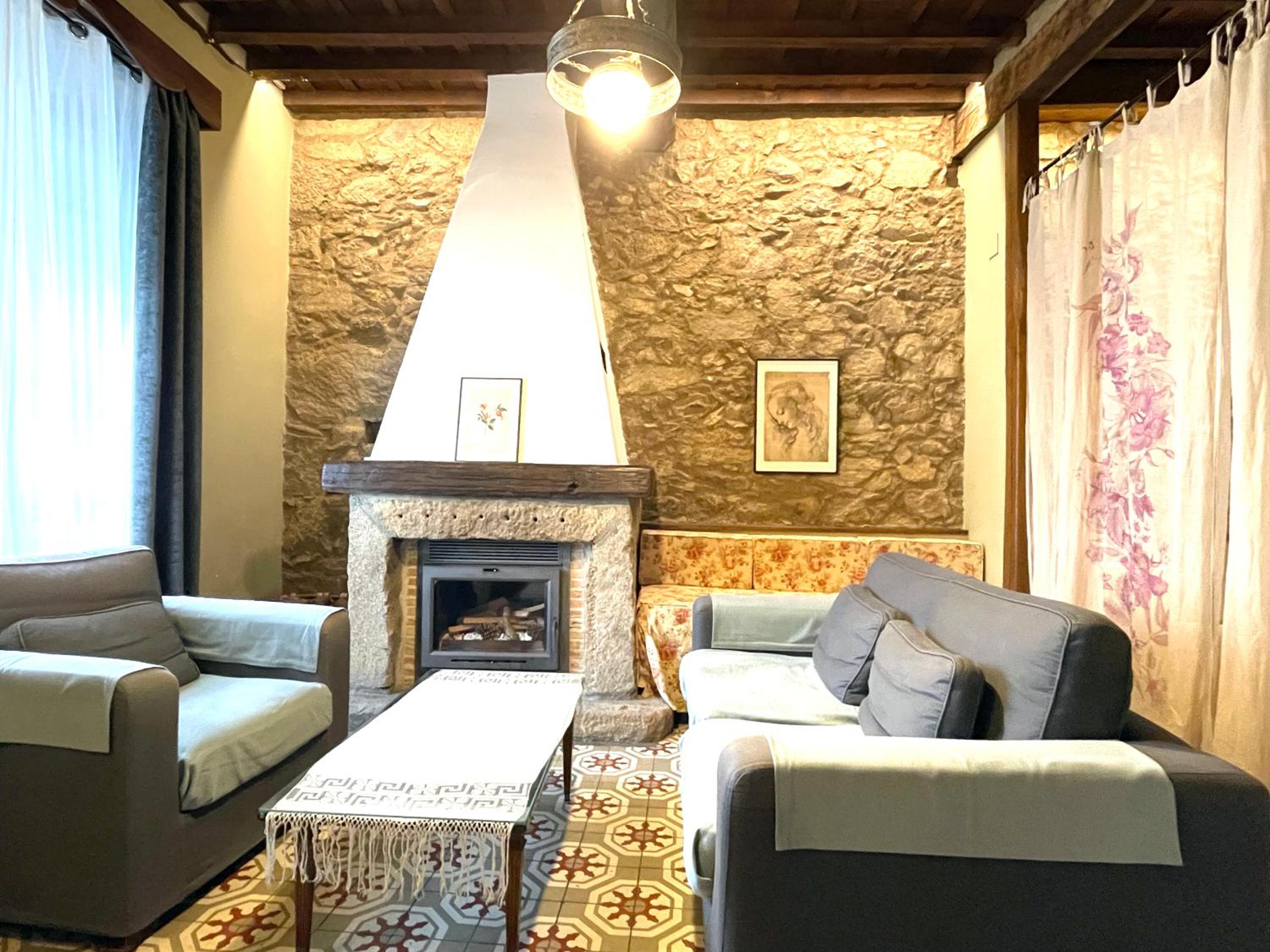 Suite (2 Adults) - Photo 19