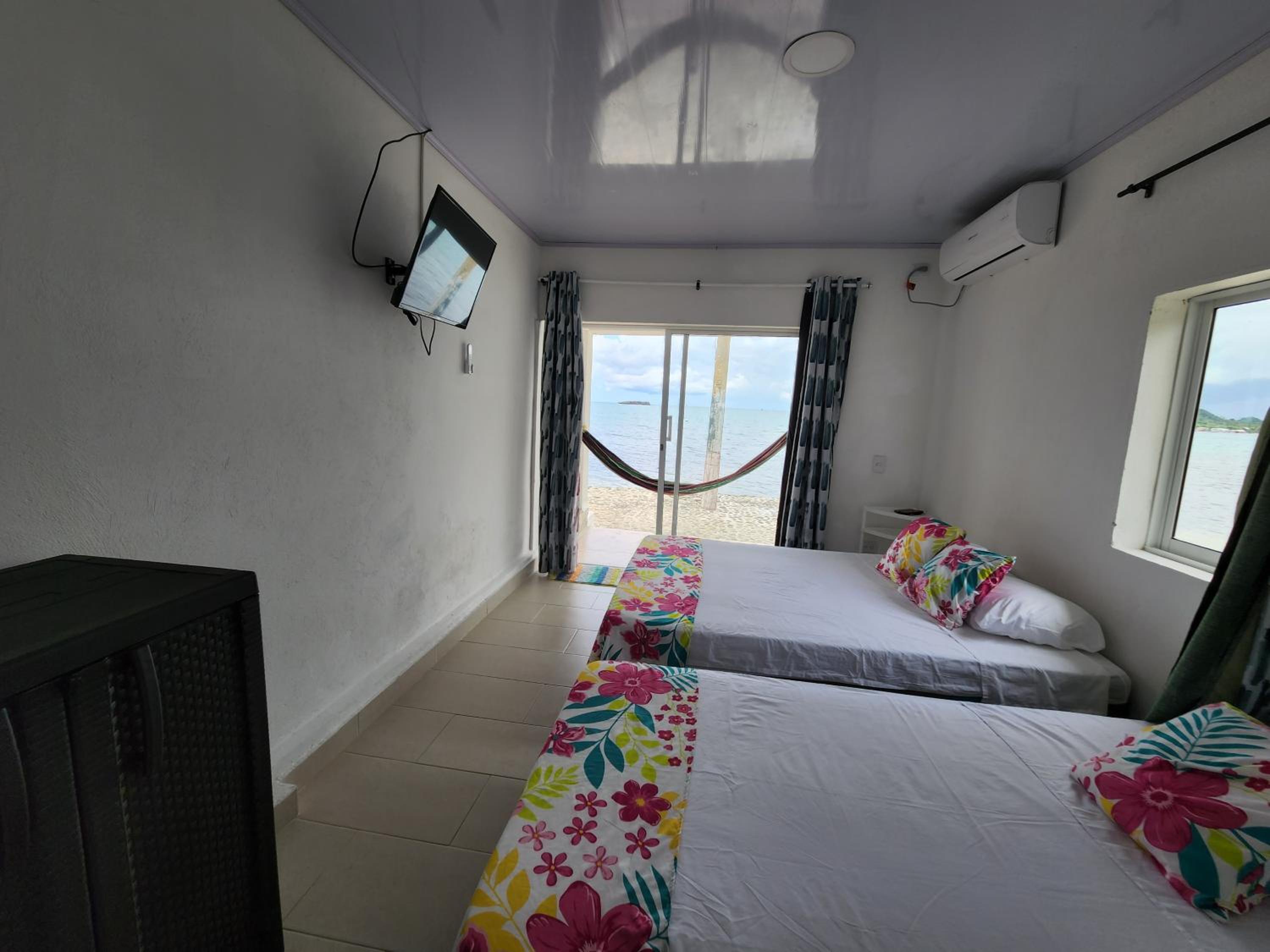 Triple Room with Sea View photo 3