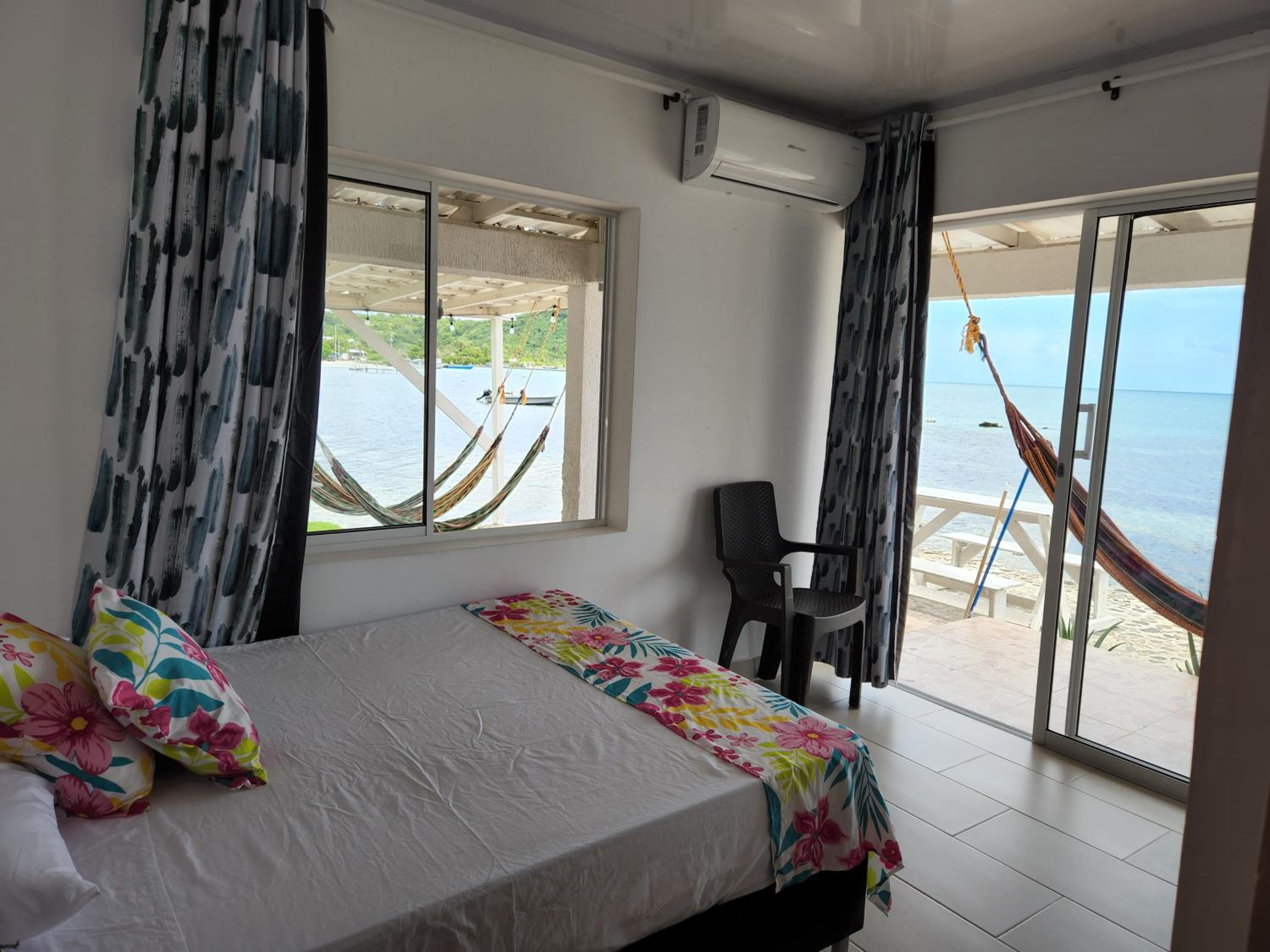 Double Room with Sea View with Bathroom photo 2