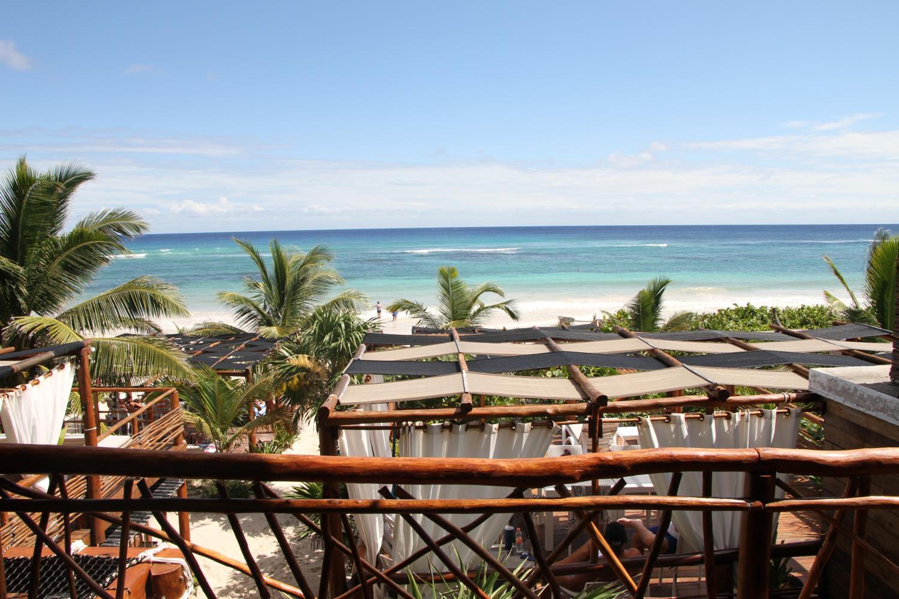 Deluxe Double Room with Balcony and Sea View - Photo 3
