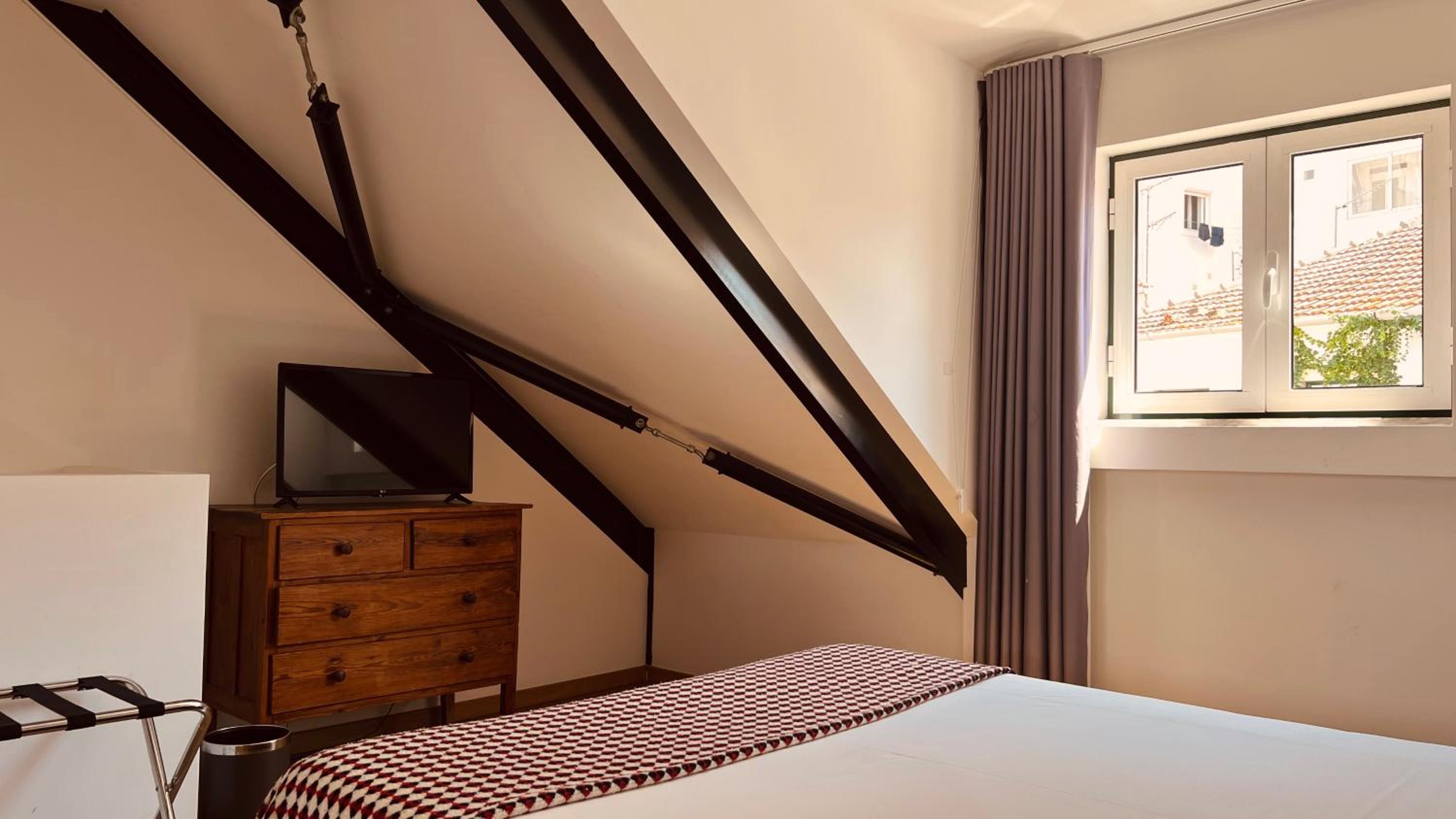 Superior Double Room - Photo 10