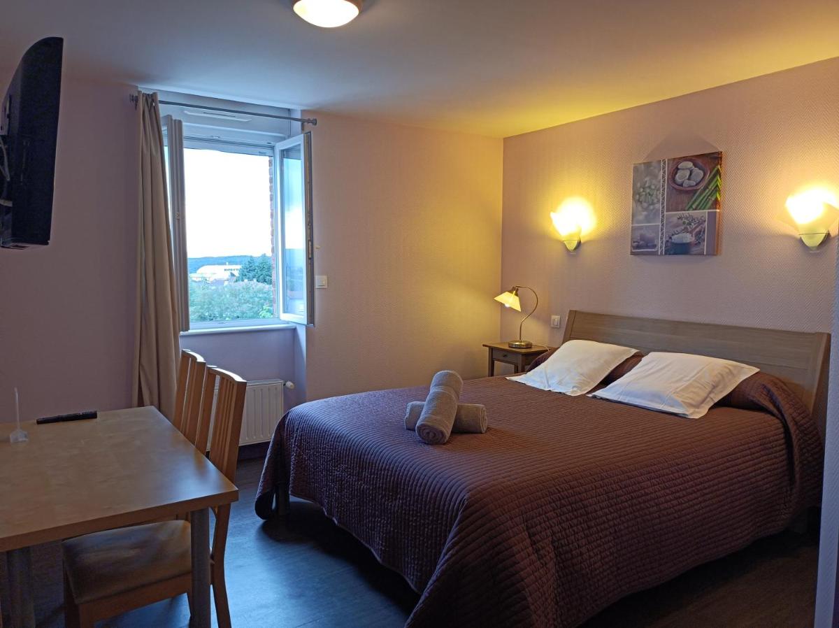 Standard Double Room photo 3