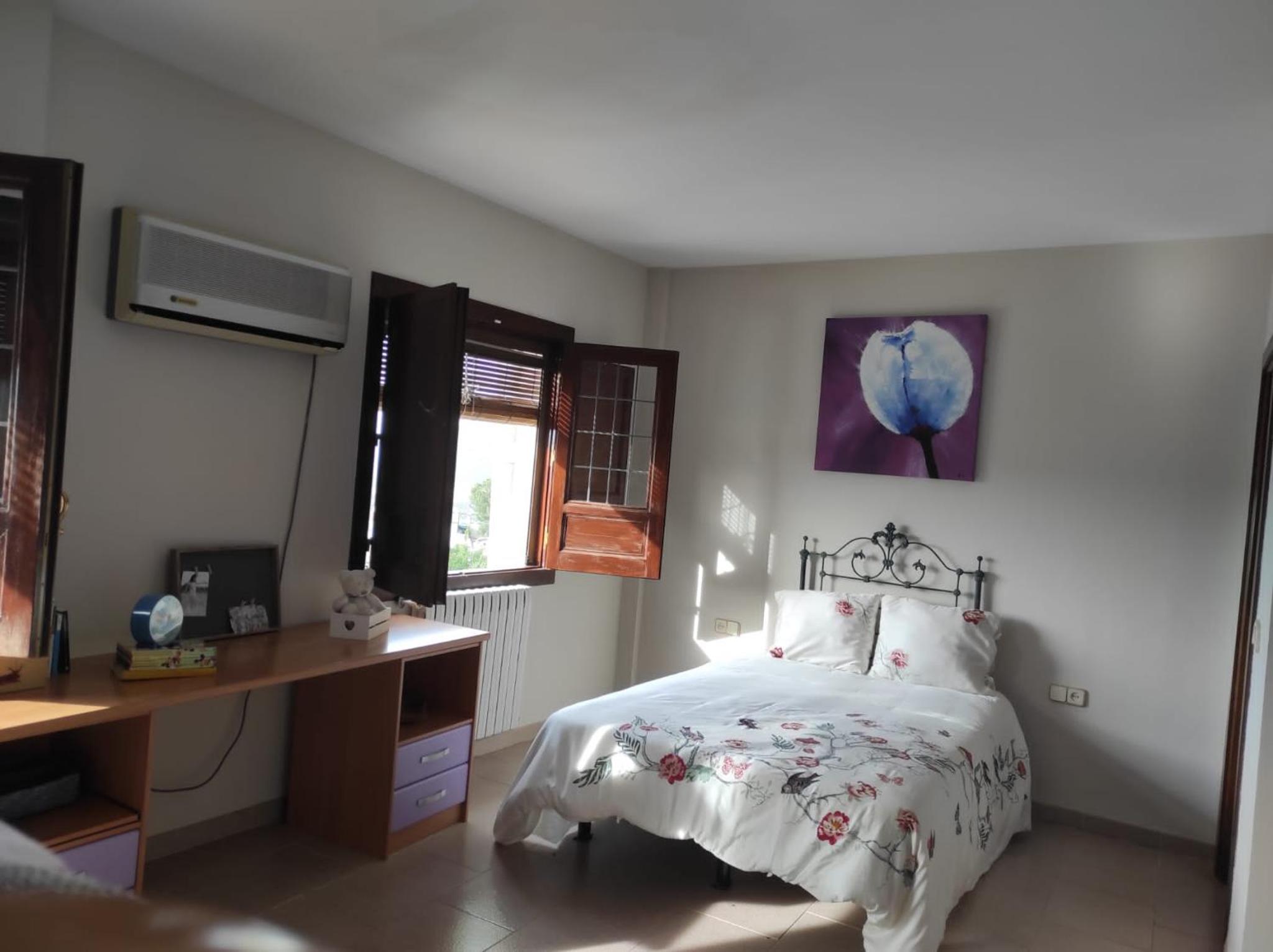 Casa de cuatro habitaciones
