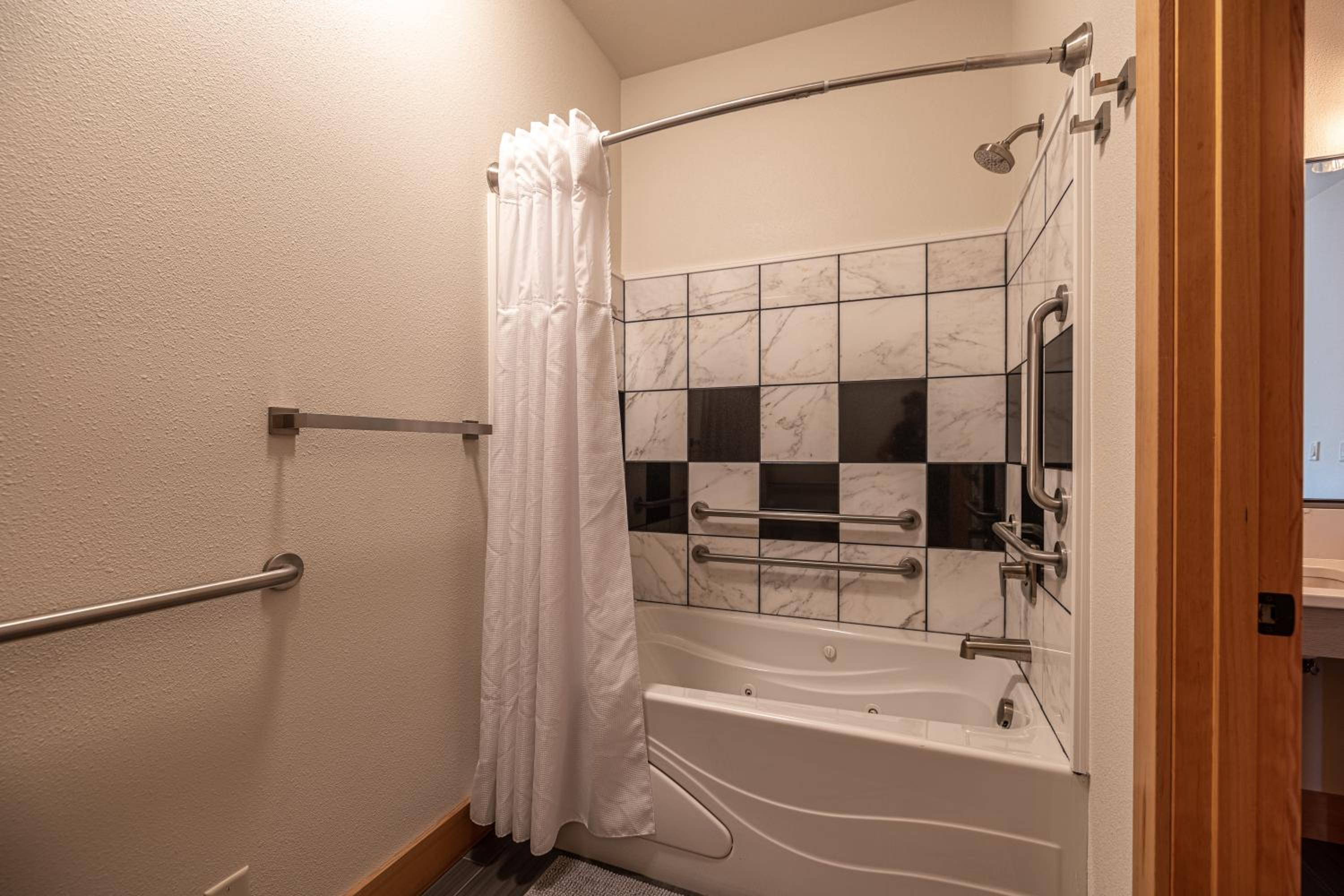 Studio Apartment photo 3
