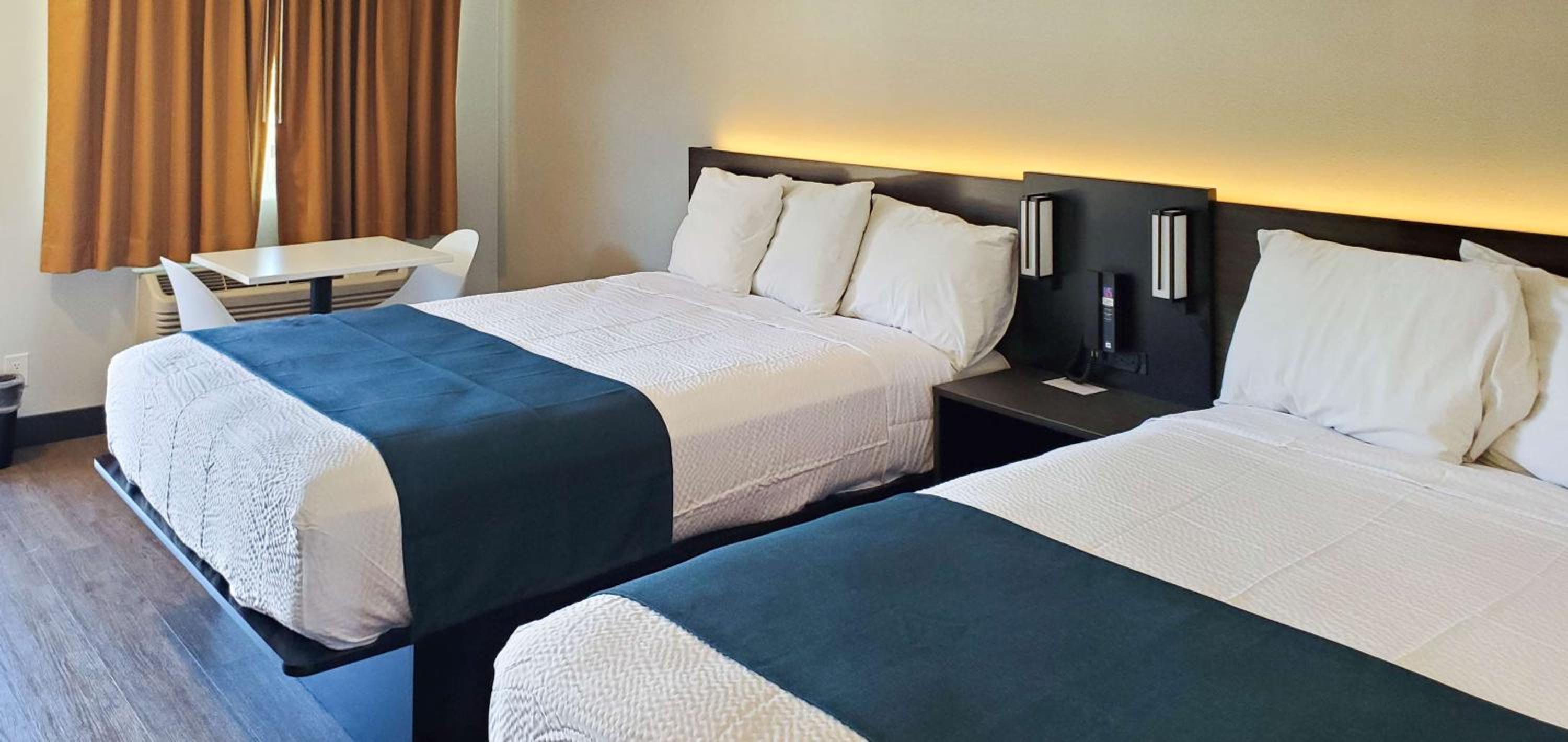 Queen Room with Two Queen Beds - Non-Smoking