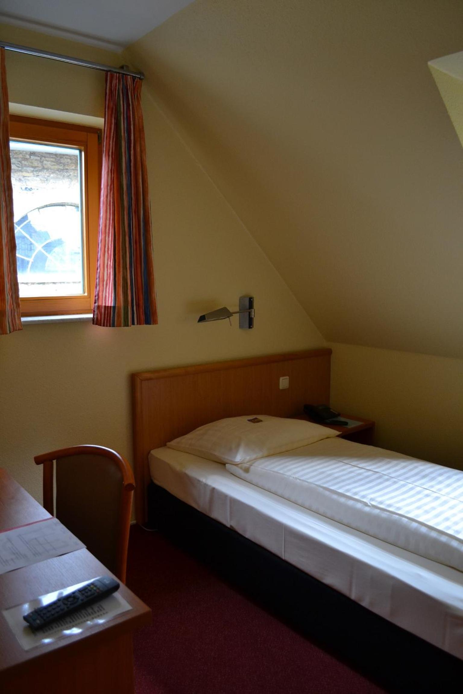 Single Room photo 1