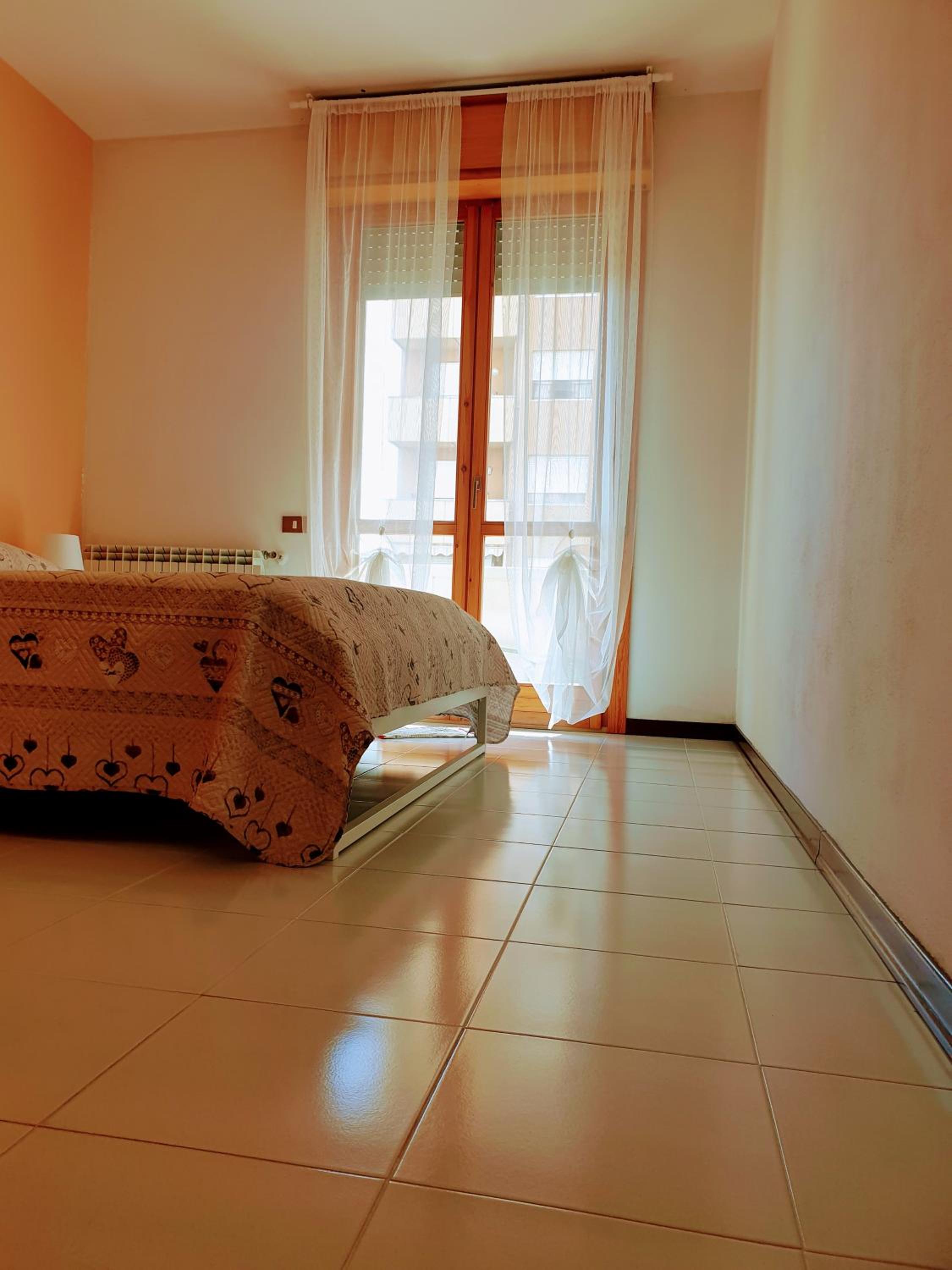 One-Bedroom Apartment - Photo 31