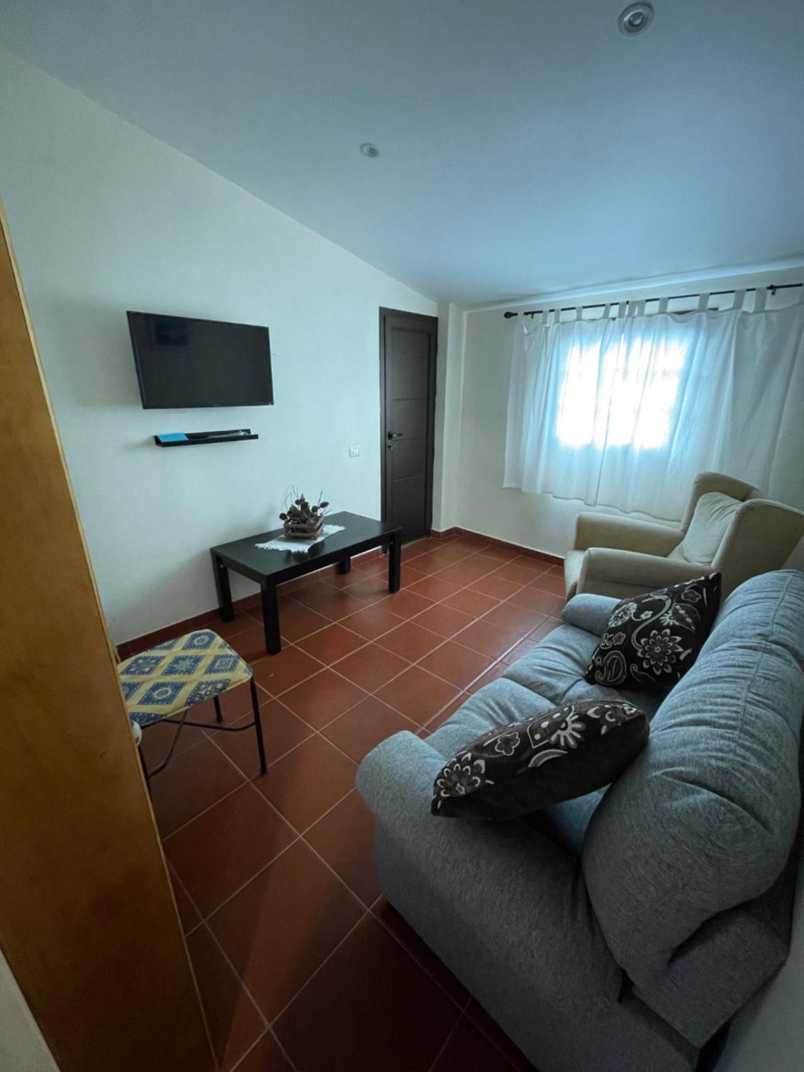 Two-Bedroom House photo 3