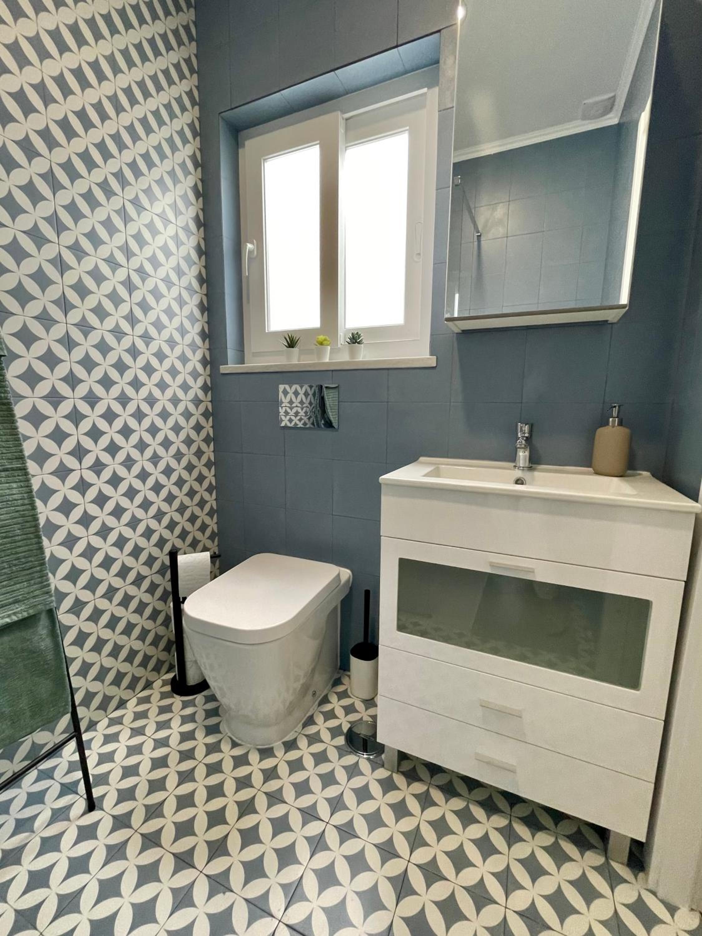 One-Bedroom Apartment - Photo 10