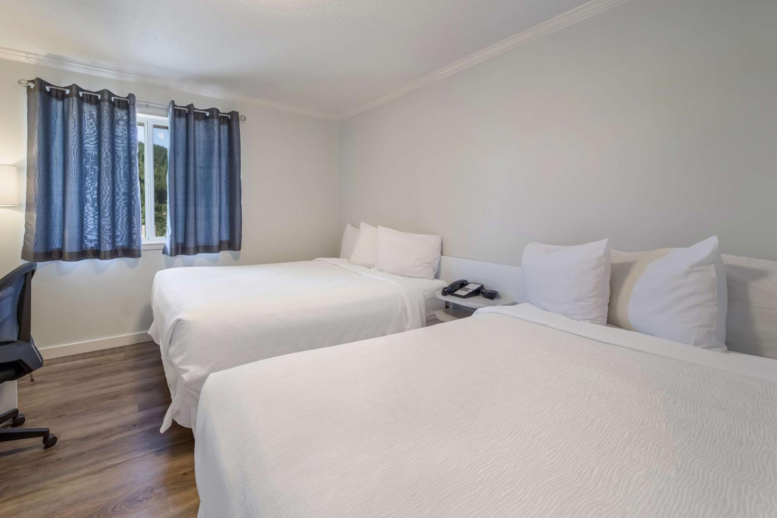 Suite With Two Double Beds