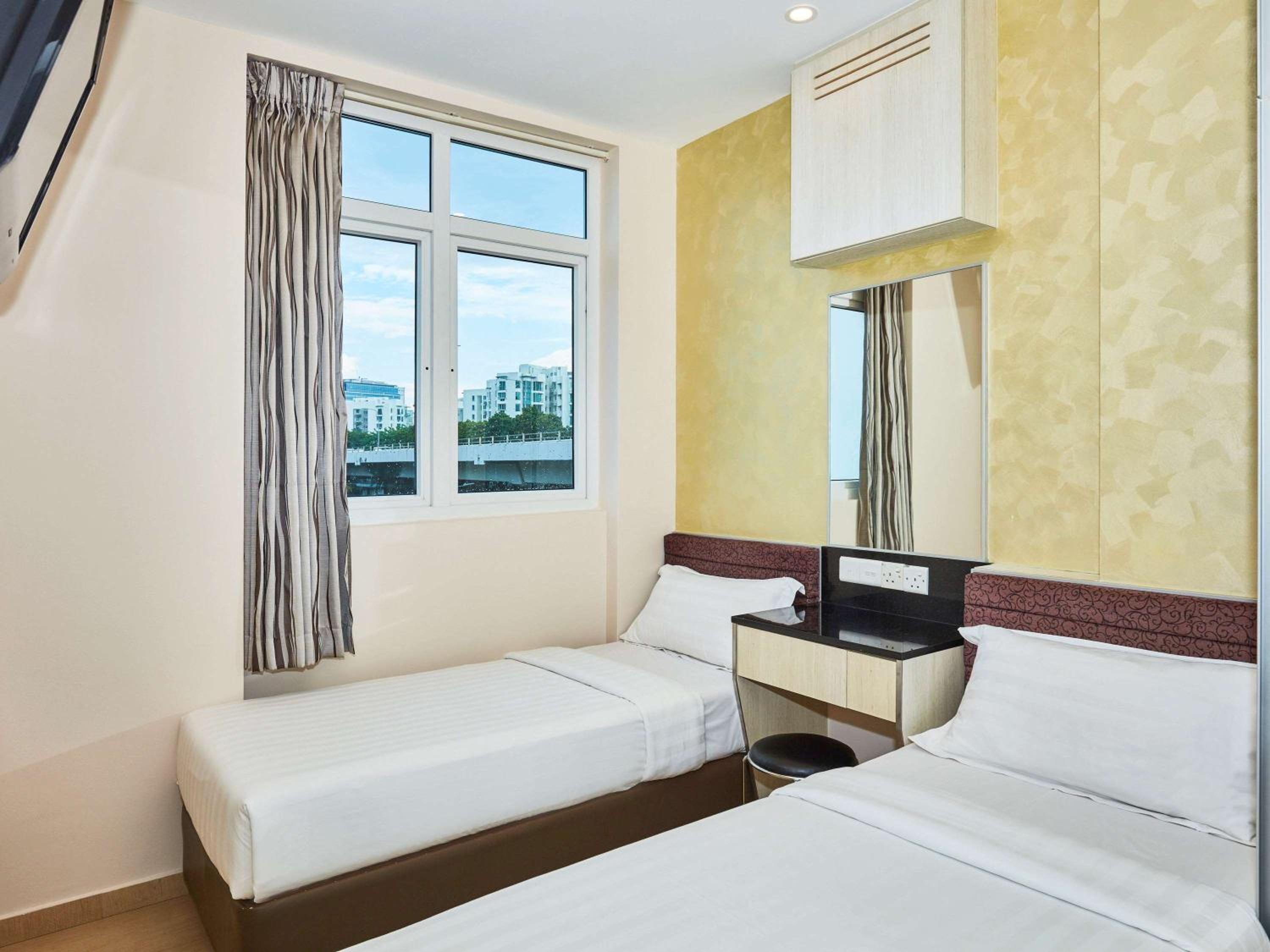 Superior Twin Room photo 3