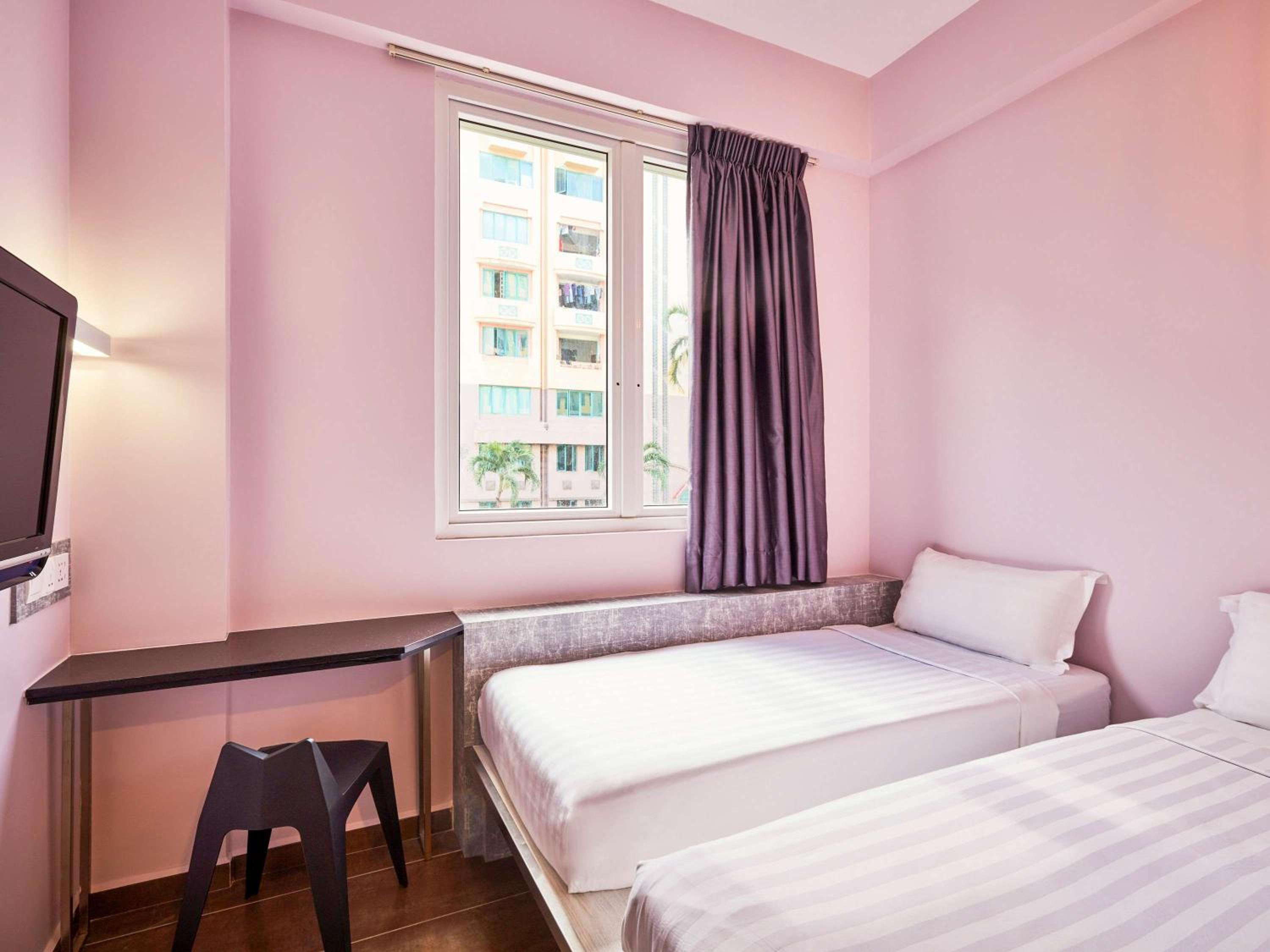 Deluxe Twin Room photo 3