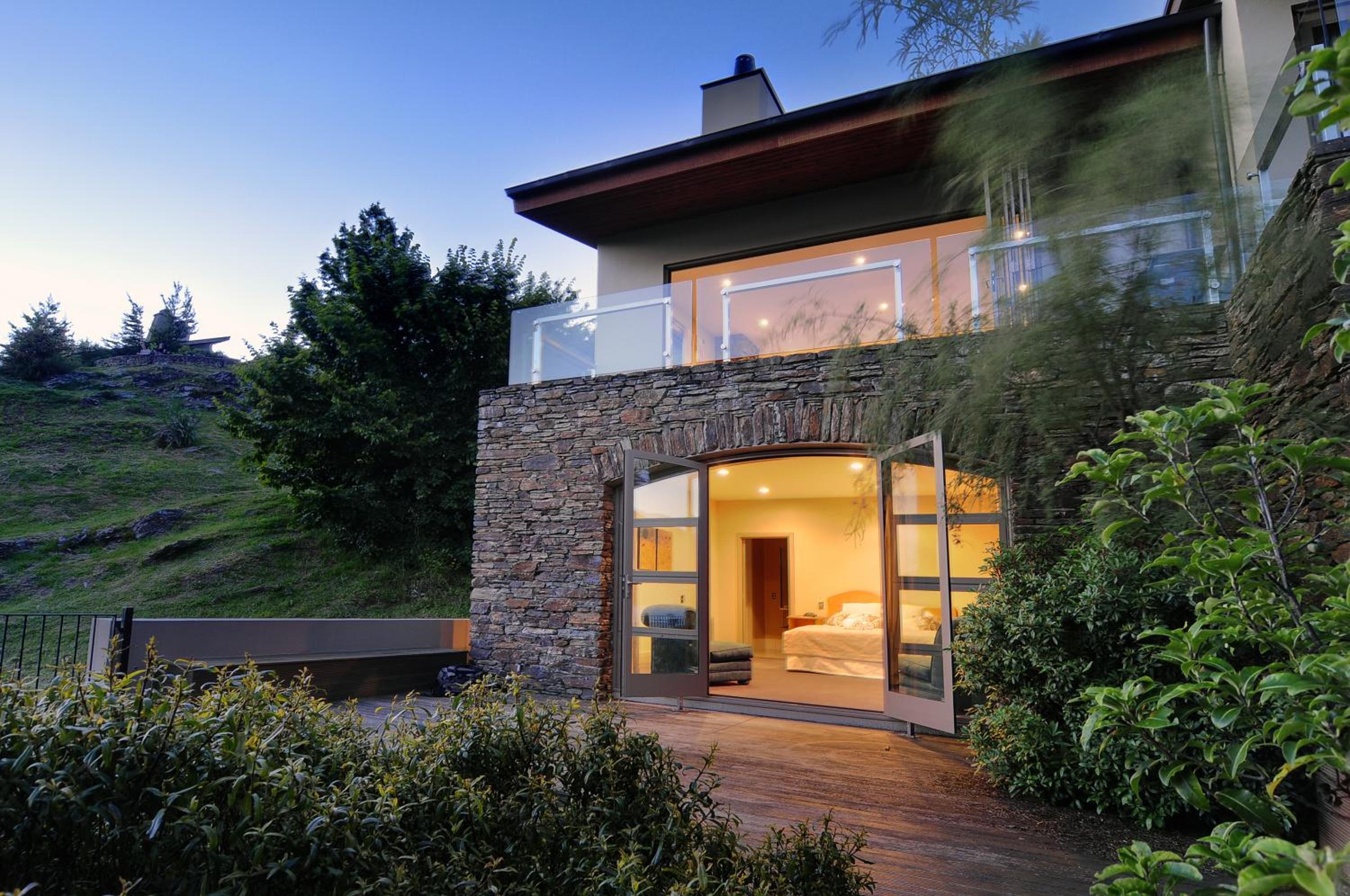The Residence - Photo 2