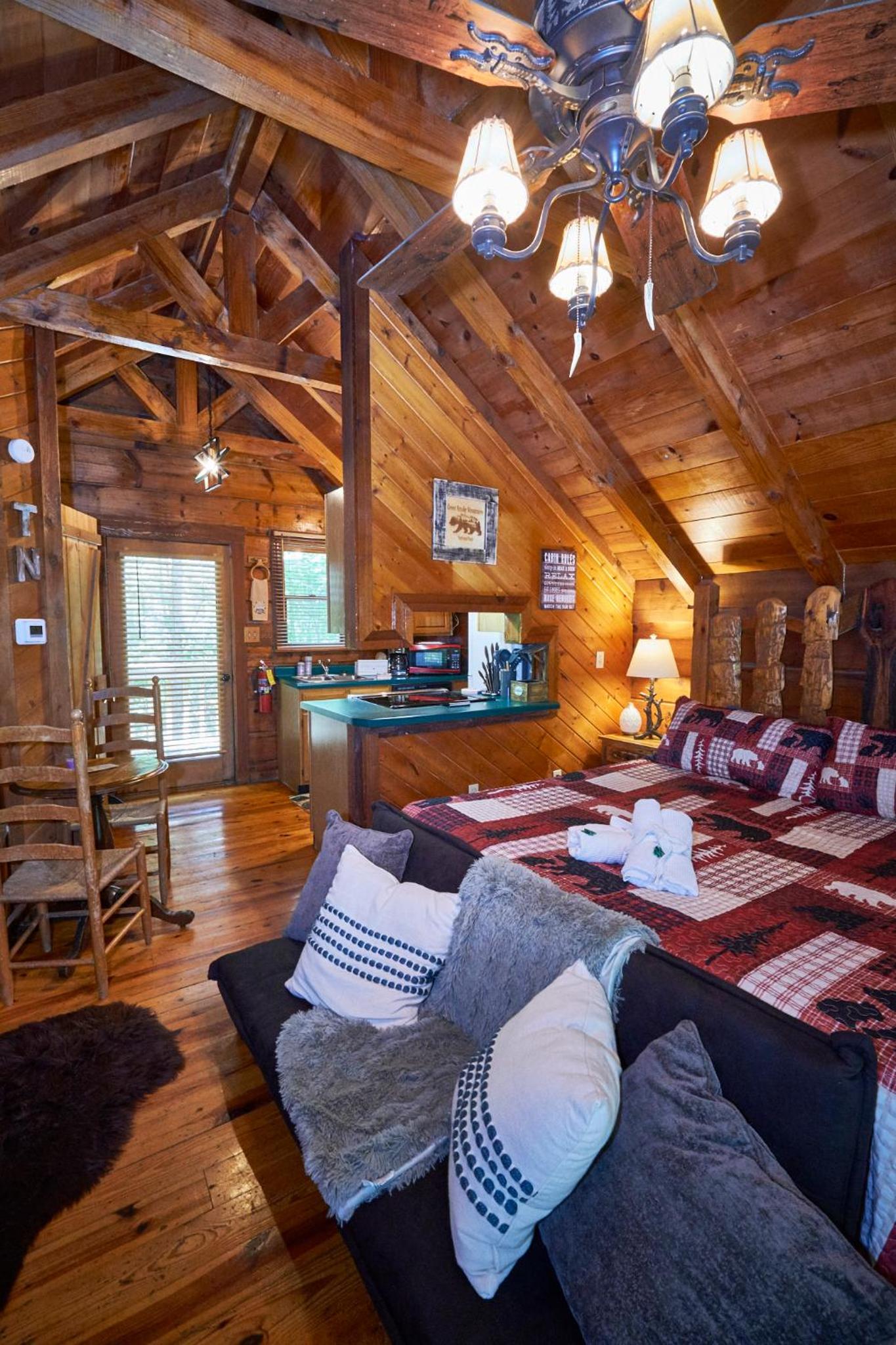 One-Bedroom Chalet - Photo 9