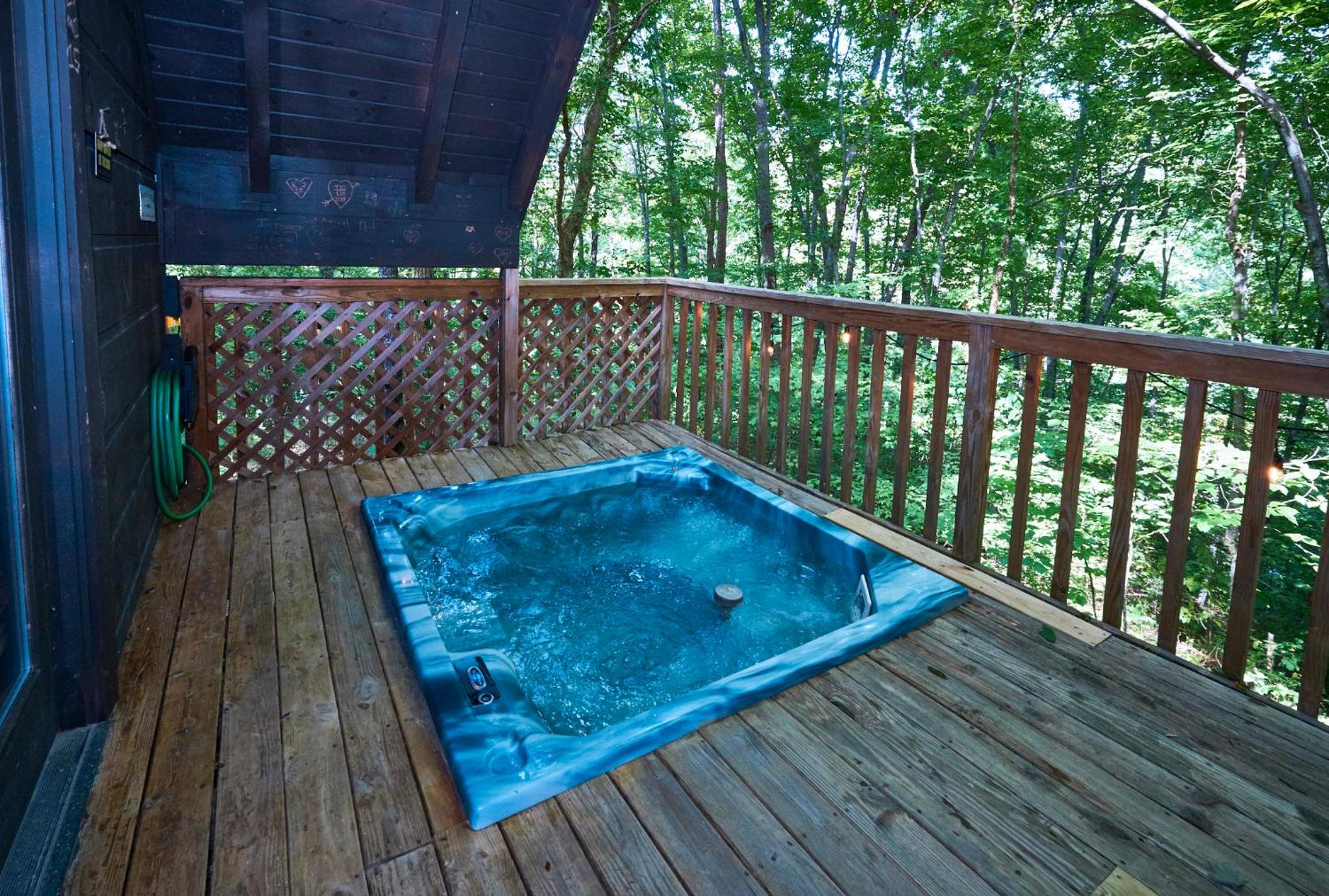 One-Bedroom Chalet - Photo 2