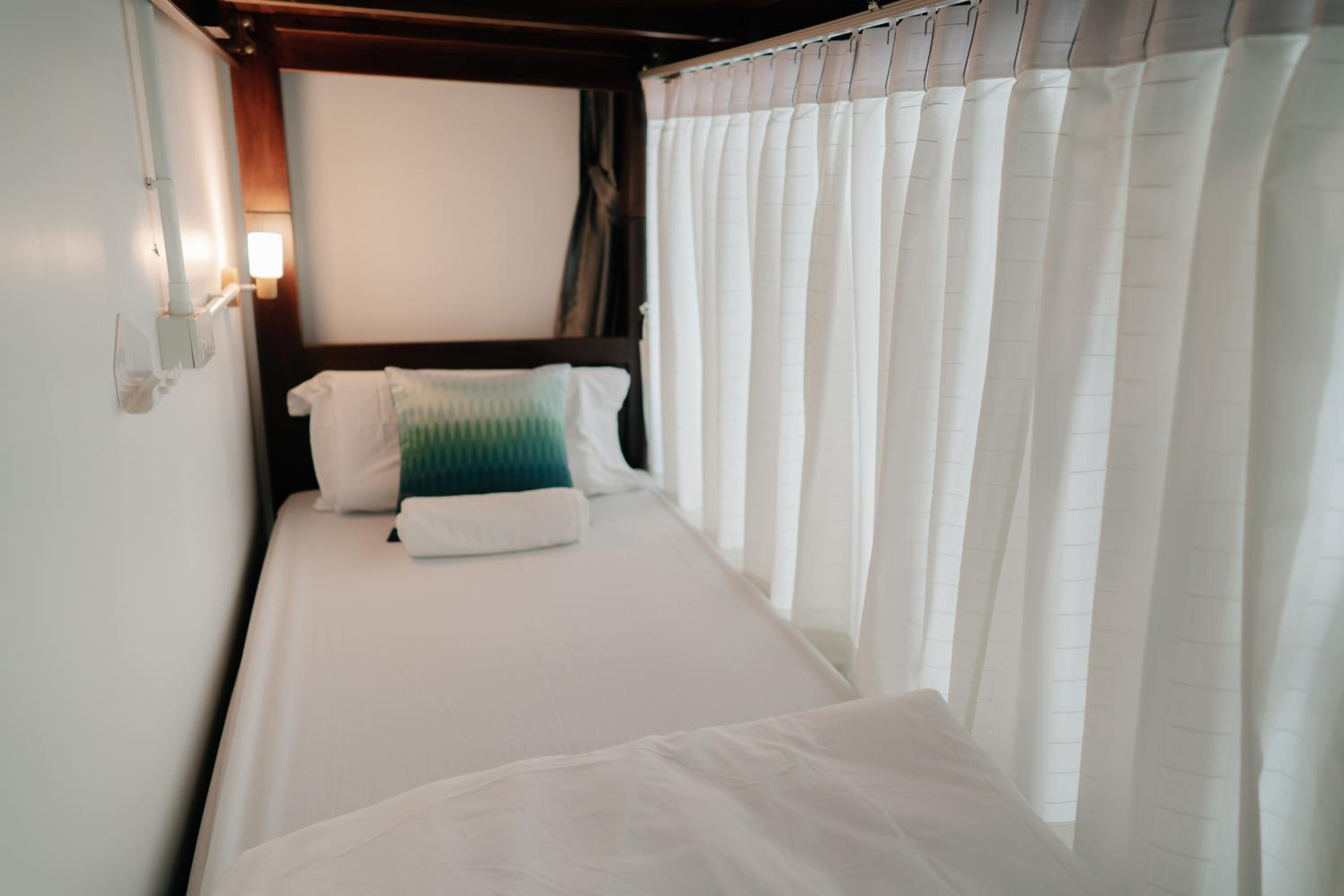 4-Bed Female Dormitory Room photo 2