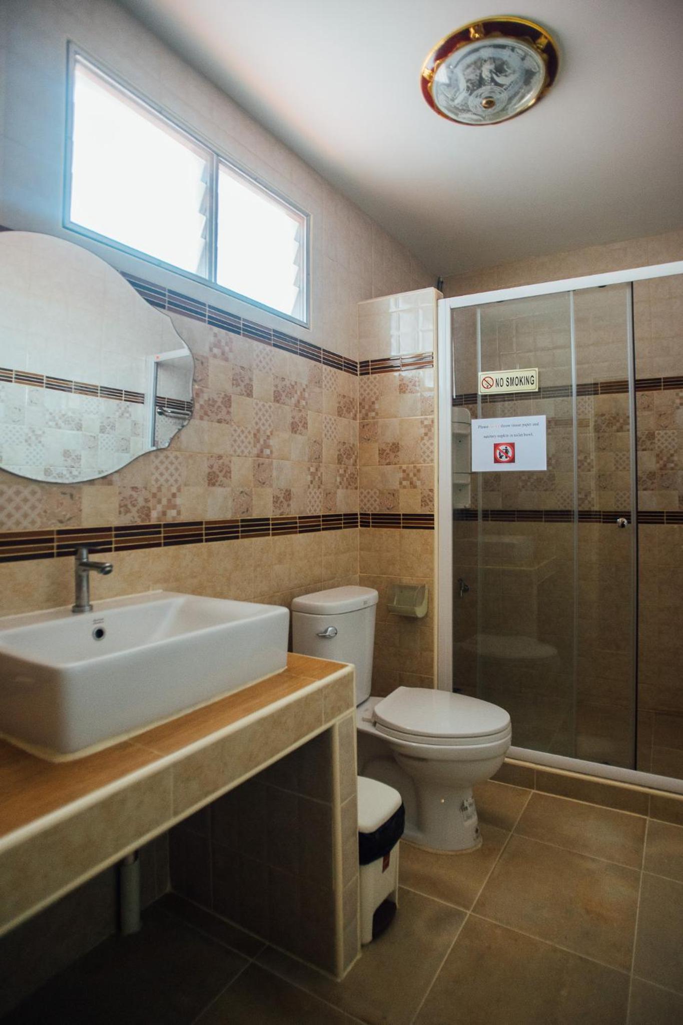 Standard Twin Room - Photo 2