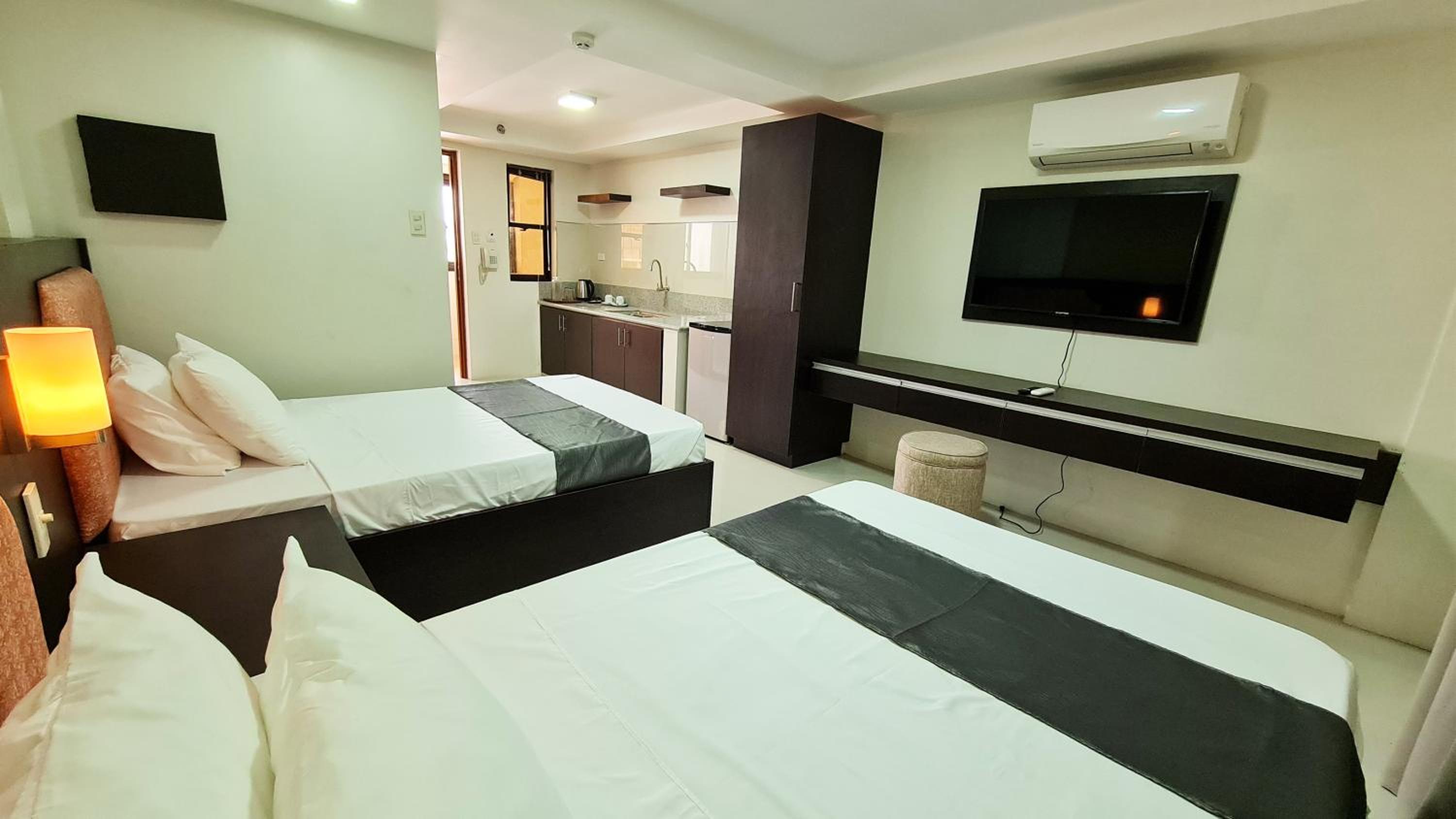 Superior Twin Room - Photo 1