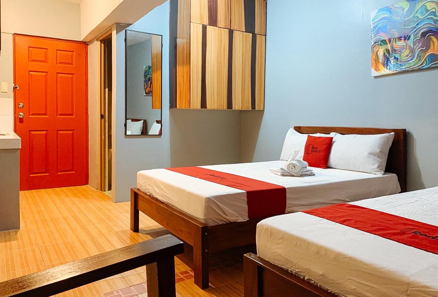 Quadruple Room - Photo 9